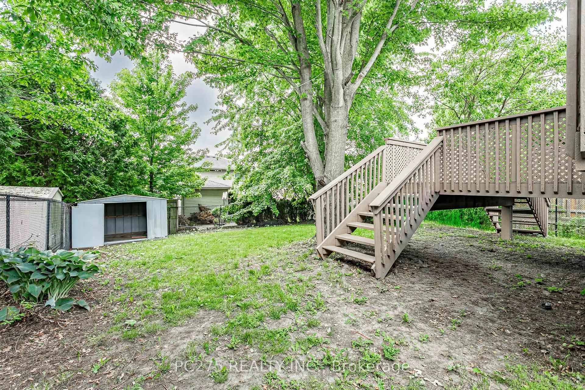 Photo 34 of 27 Jasmine Drive, London, North E — HOMEH