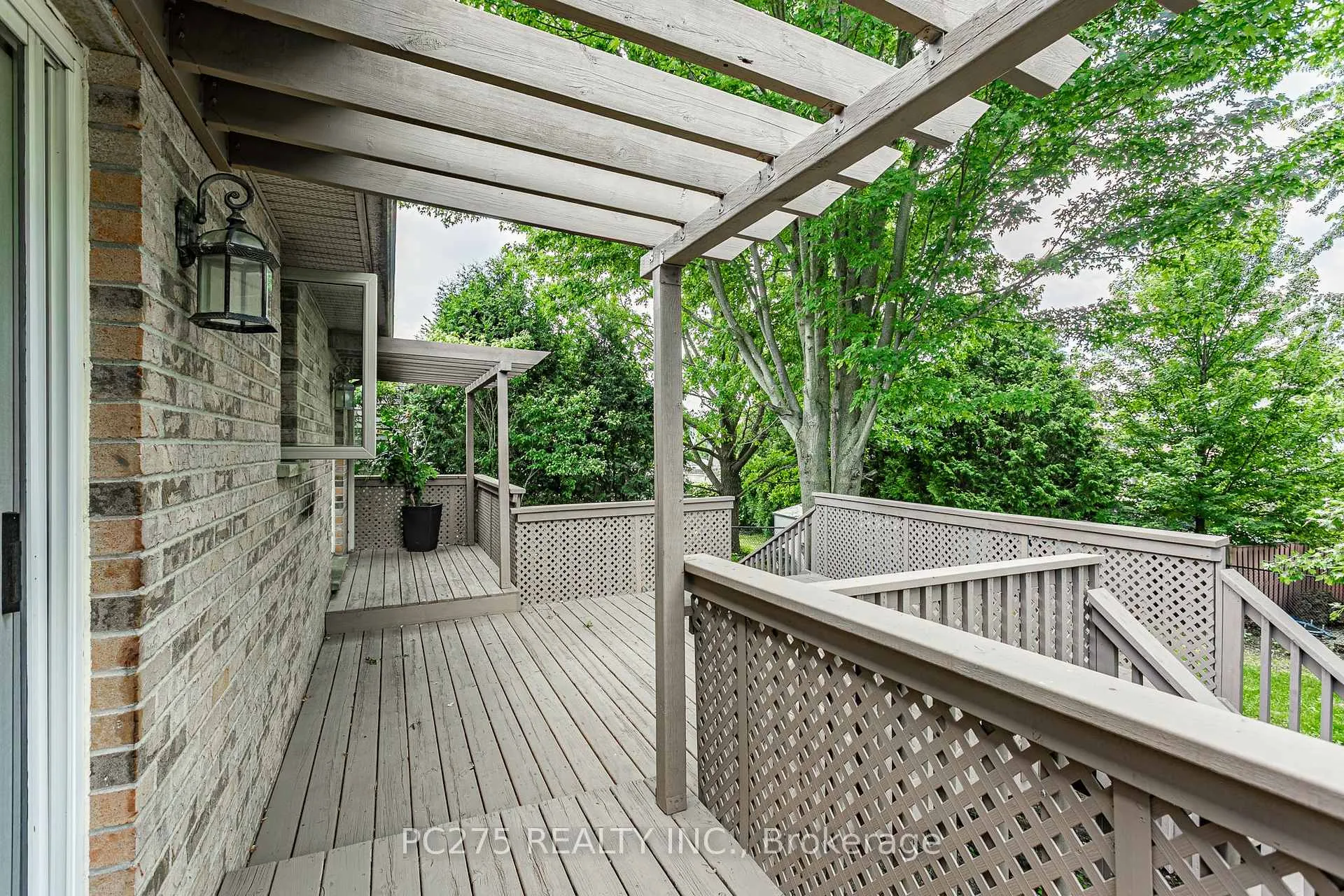 Photo 41 of 27 Jasmine Drive, London, North E — HOMEH