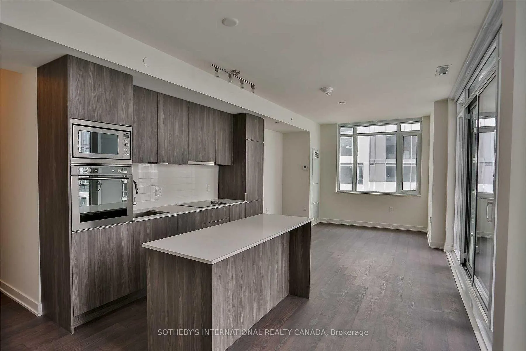 Photo 1 of Unit 1608E, 576 Front Street W, Toronto, Waterfront Communities — HOMEH