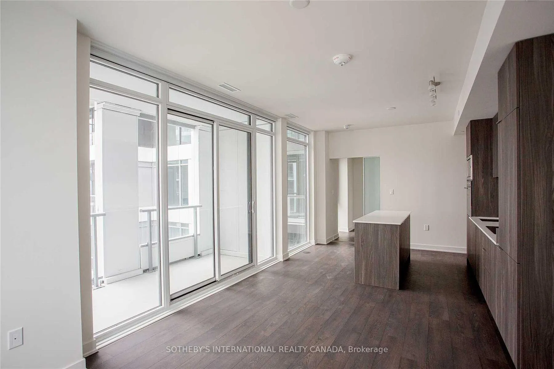 Photo 3 of Unit 1608E, 576 Front Street W, Toronto, Waterfront Communities — HOMEH