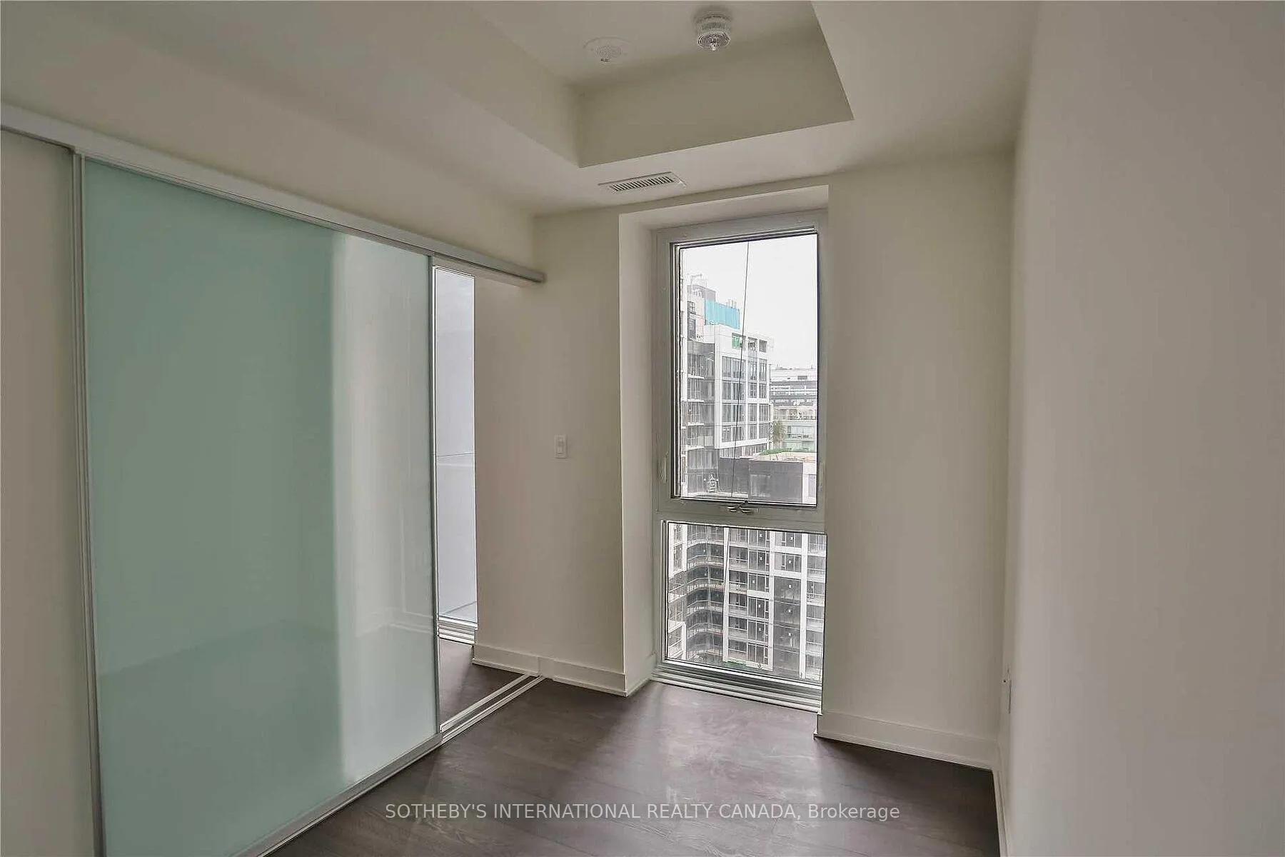 Photo 6 of Unit 1608E, 576 Front Street W, Toronto, Waterfront Communities — HOMEH