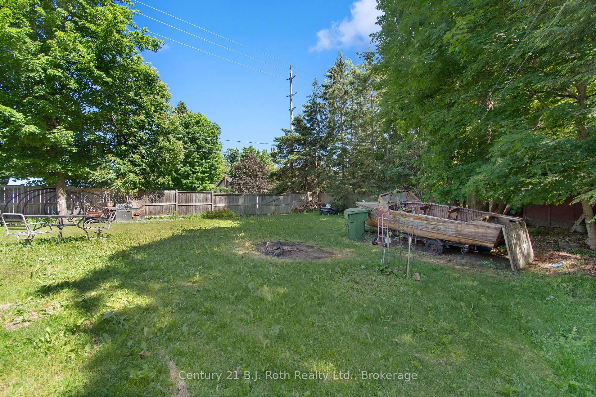 Photo 33 of 807 Cook Street, Innisfil, Rural Innisfil — HOMEH