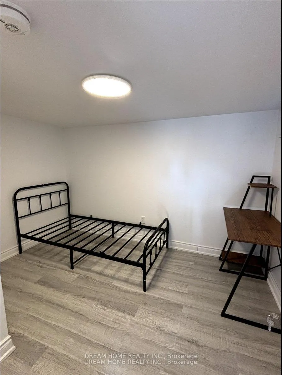 Photo 3 of Unit Bsmt, 262 clinton Street, Toronto, Palmerston-Little Italy — HOMEH