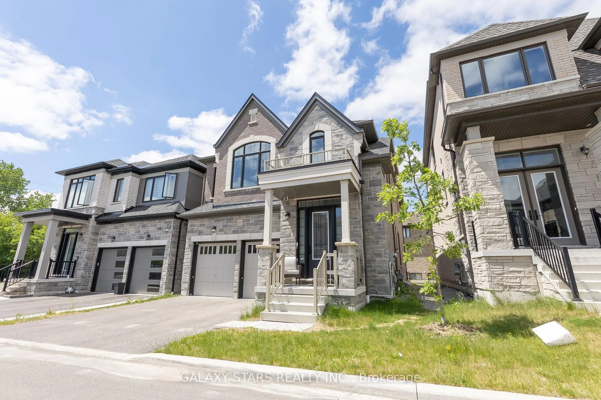 Photo 2 of Unit 31, 400 Finch Avenue, Pickering, Rouge Park — HOMEH