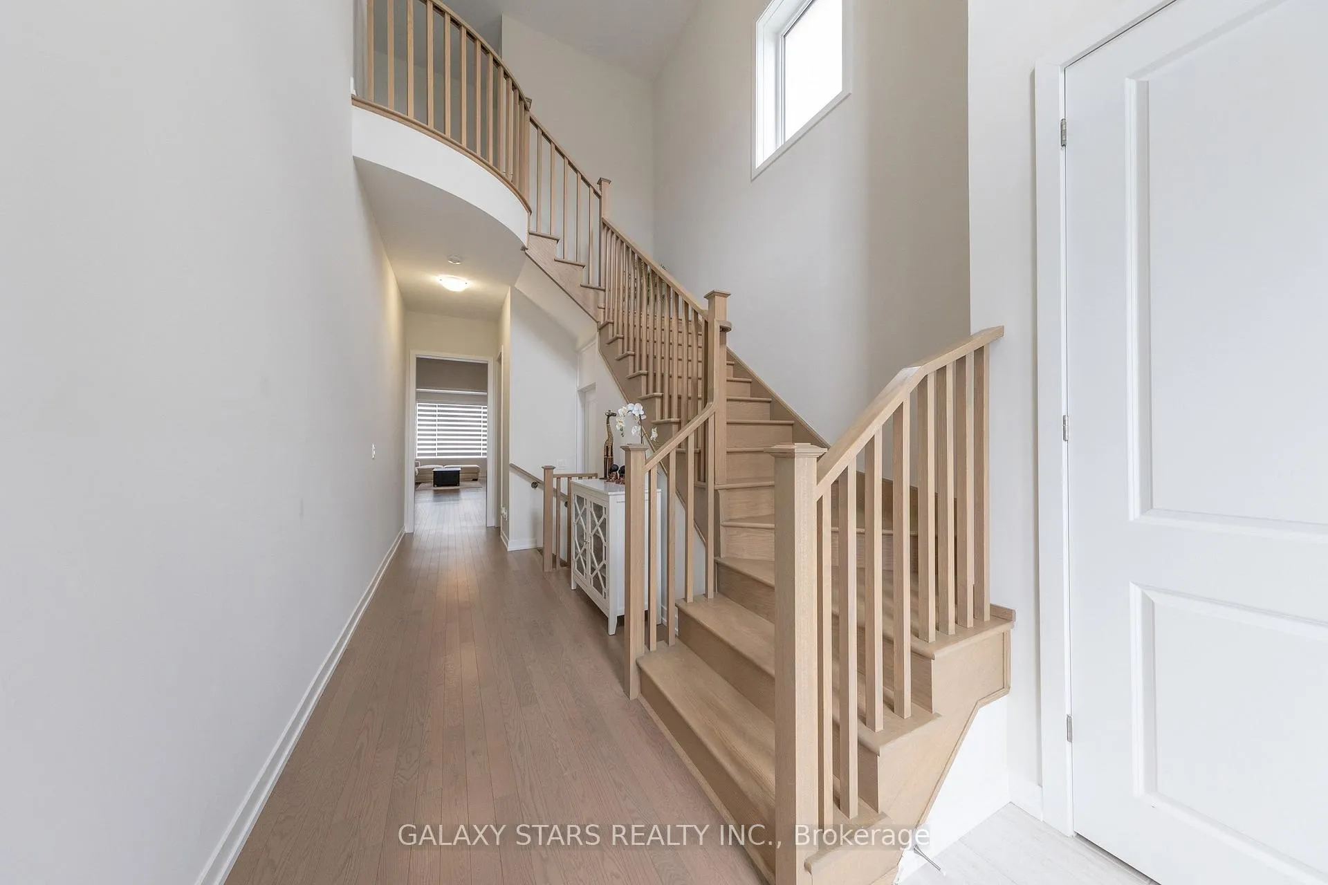 Photo 3 of Unit 31, 400 Finch Avenue, Pickering, Rouge Park — HOMEH