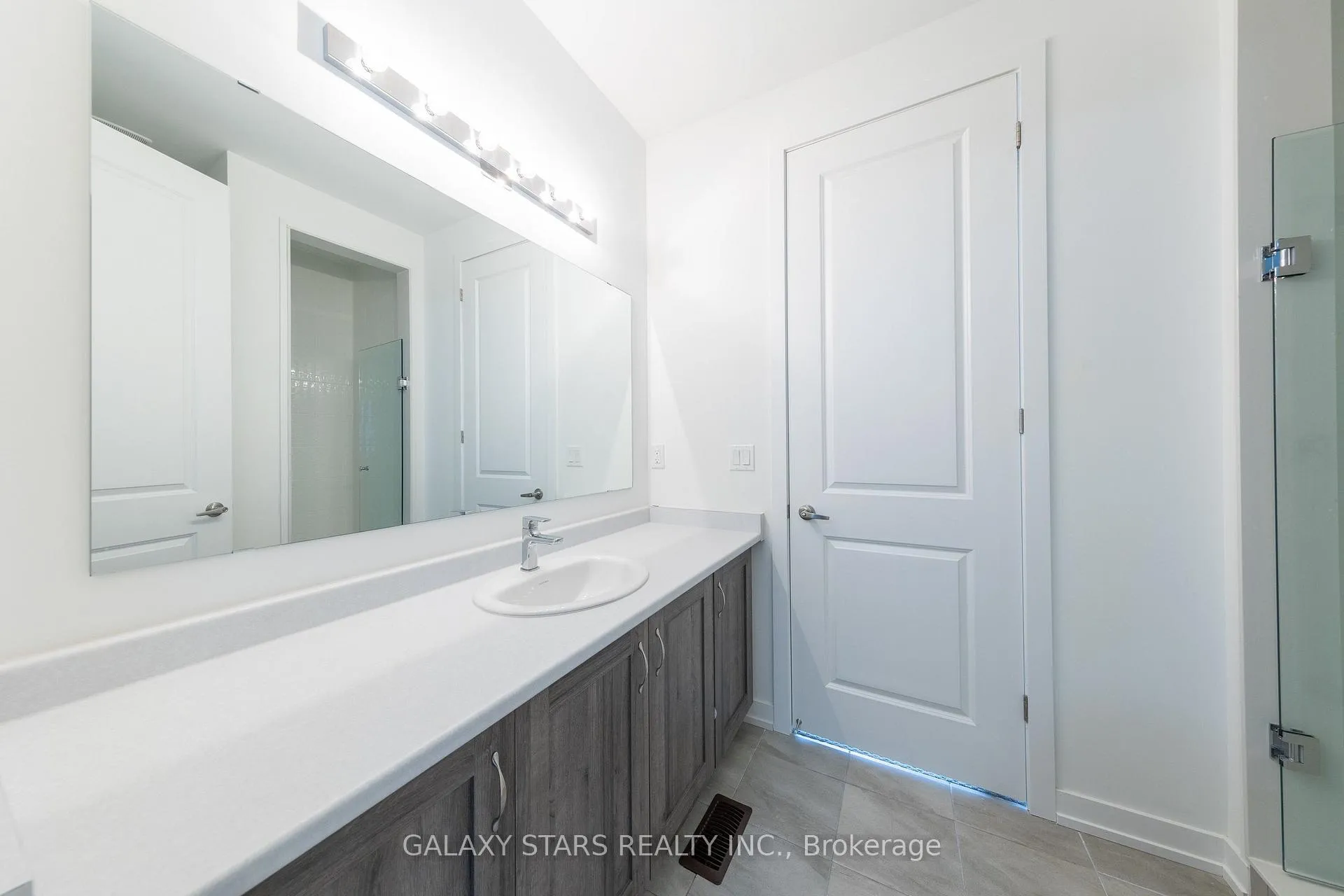 Photo 19 of Unit 31, 400 Finch Avenue, Pickering, Rouge Park — HOMEH