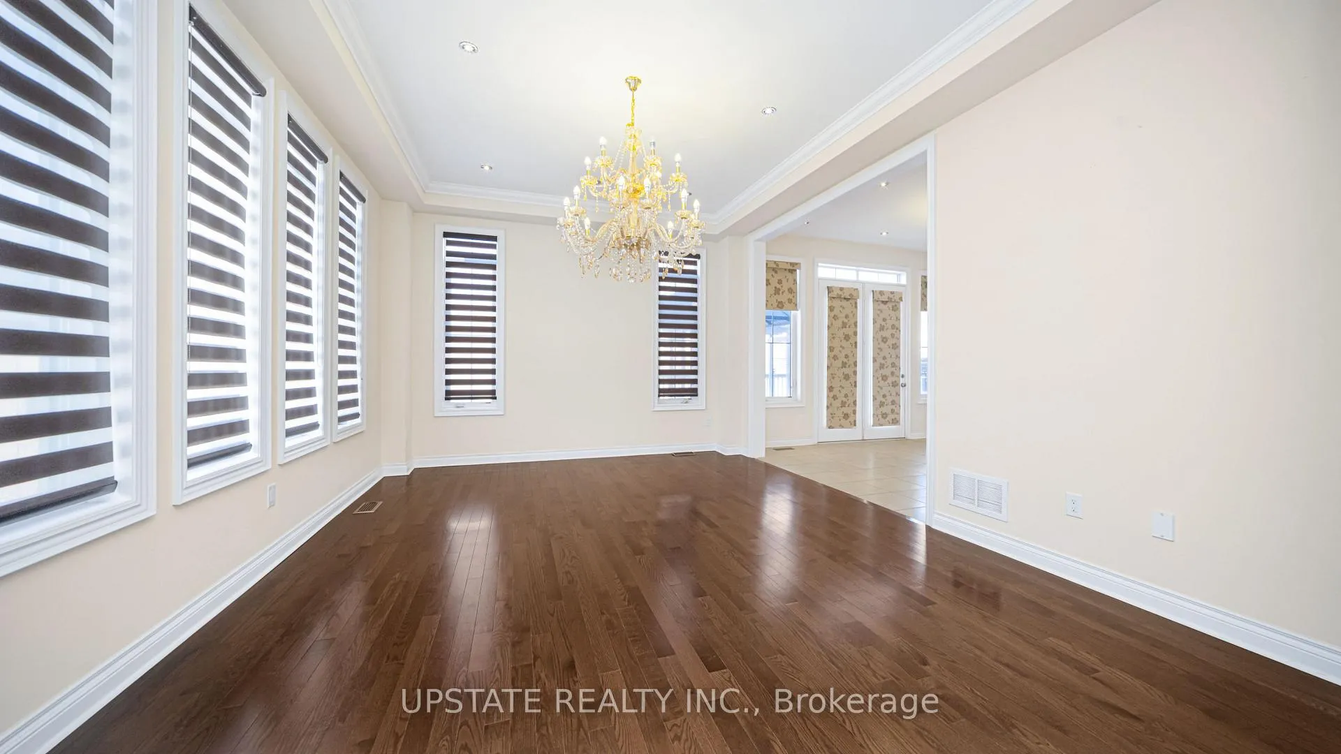 Photo 9 of 23 Dalmeny Drive, Brampton, Credit Valley — HOMEH