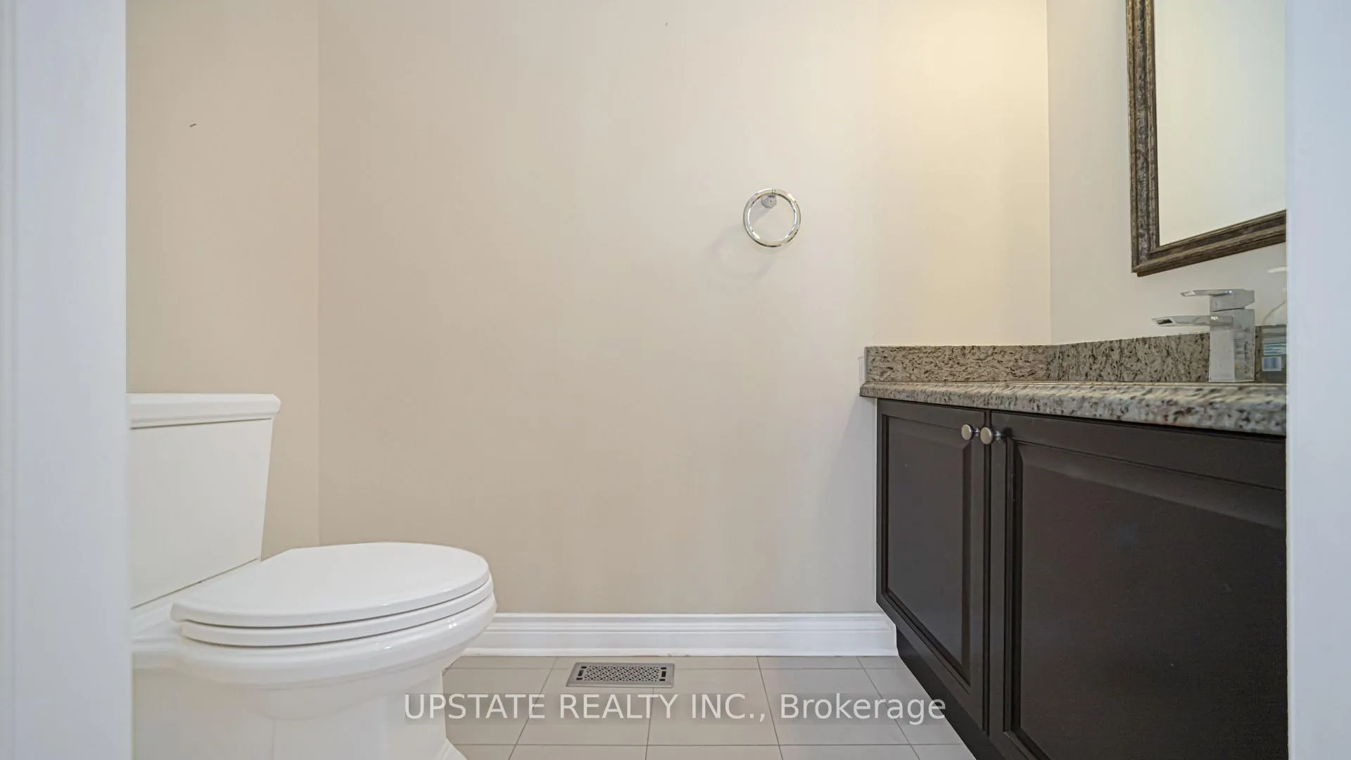 Photo 18 of 23 Dalmeny Drive, Brampton, Credit Valley — HOMEH