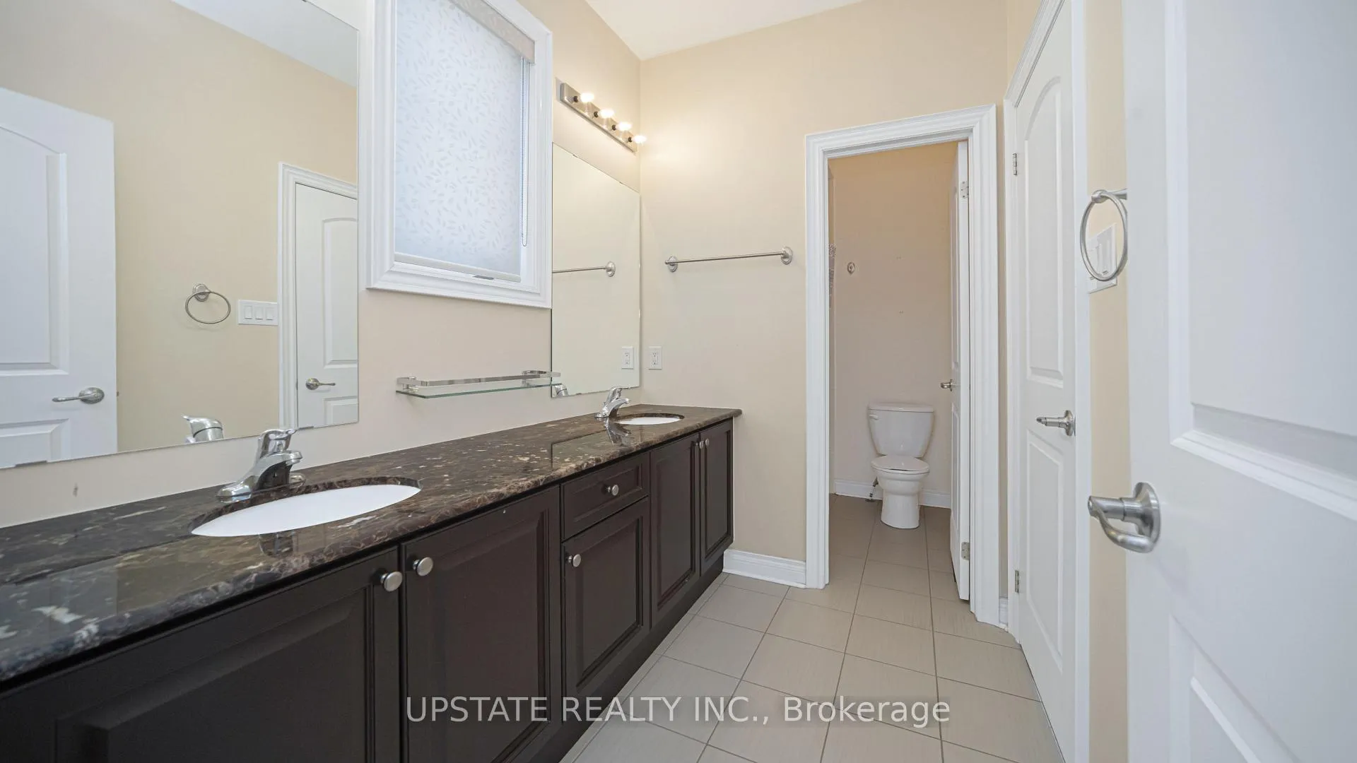 Photo 28 of 23 Dalmeny Drive, Brampton, Credit Valley — HOMEH