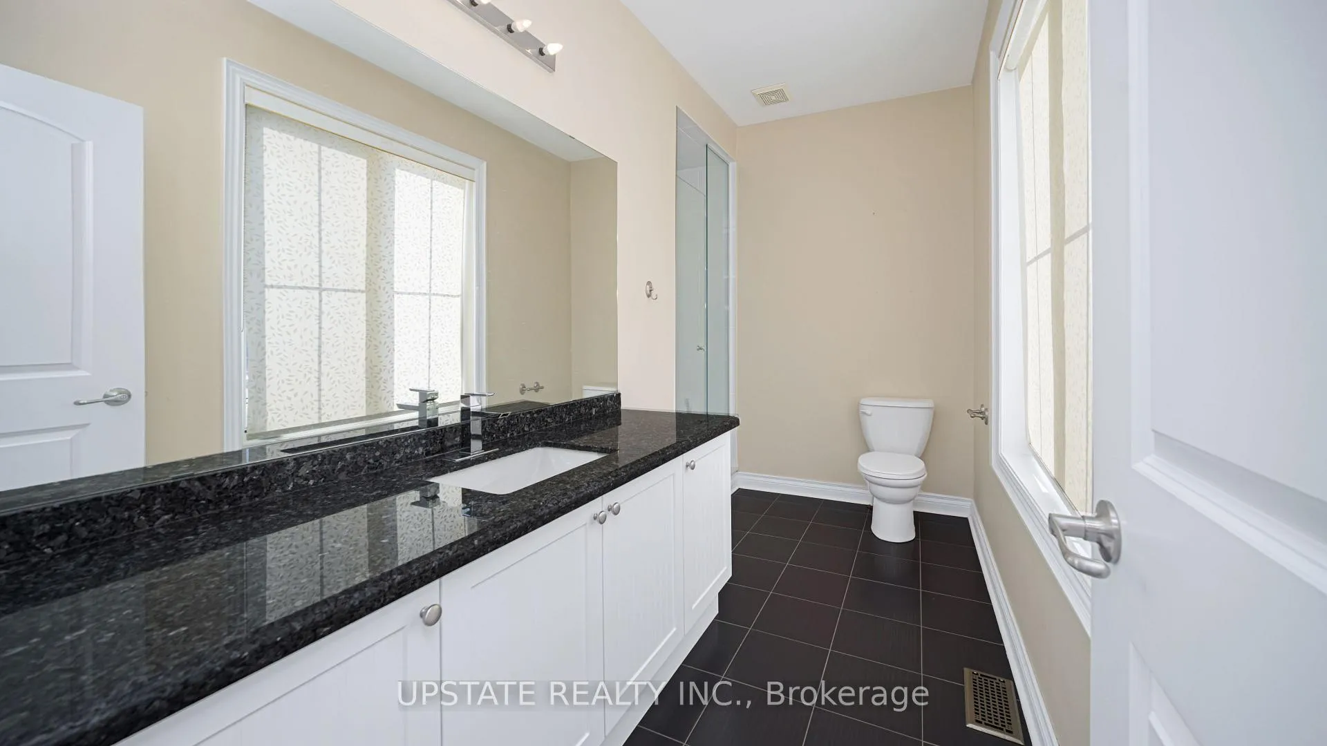 Photo 31 of 23 Dalmeny Drive, Brampton, Credit Valley — HOMEH
