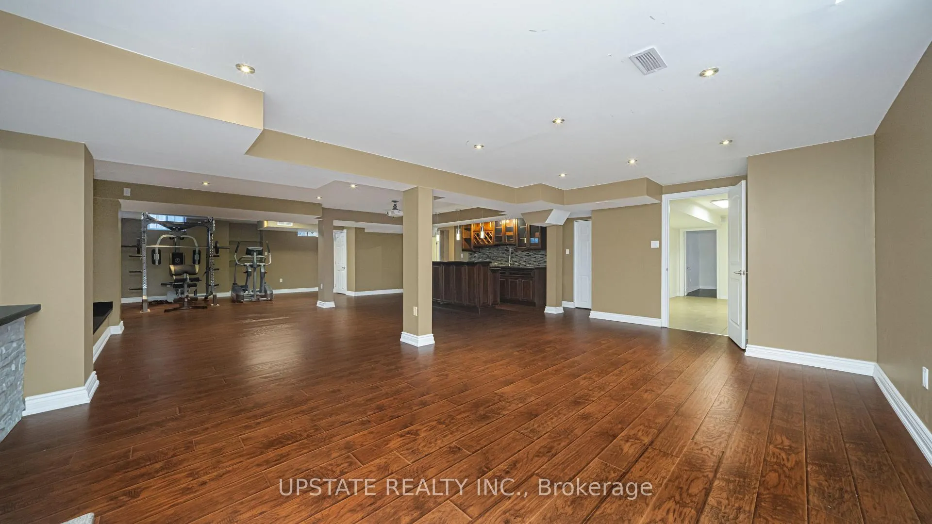 Photo 36 of 23 Dalmeny Drive, Brampton, Credit Valley — HOMEH