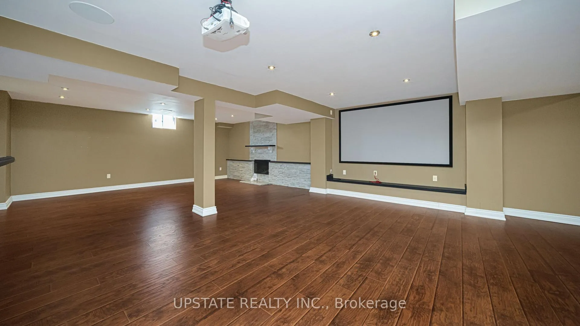 Photo 39 of 23 Dalmeny Drive, Brampton, Credit Valley — HOMEH