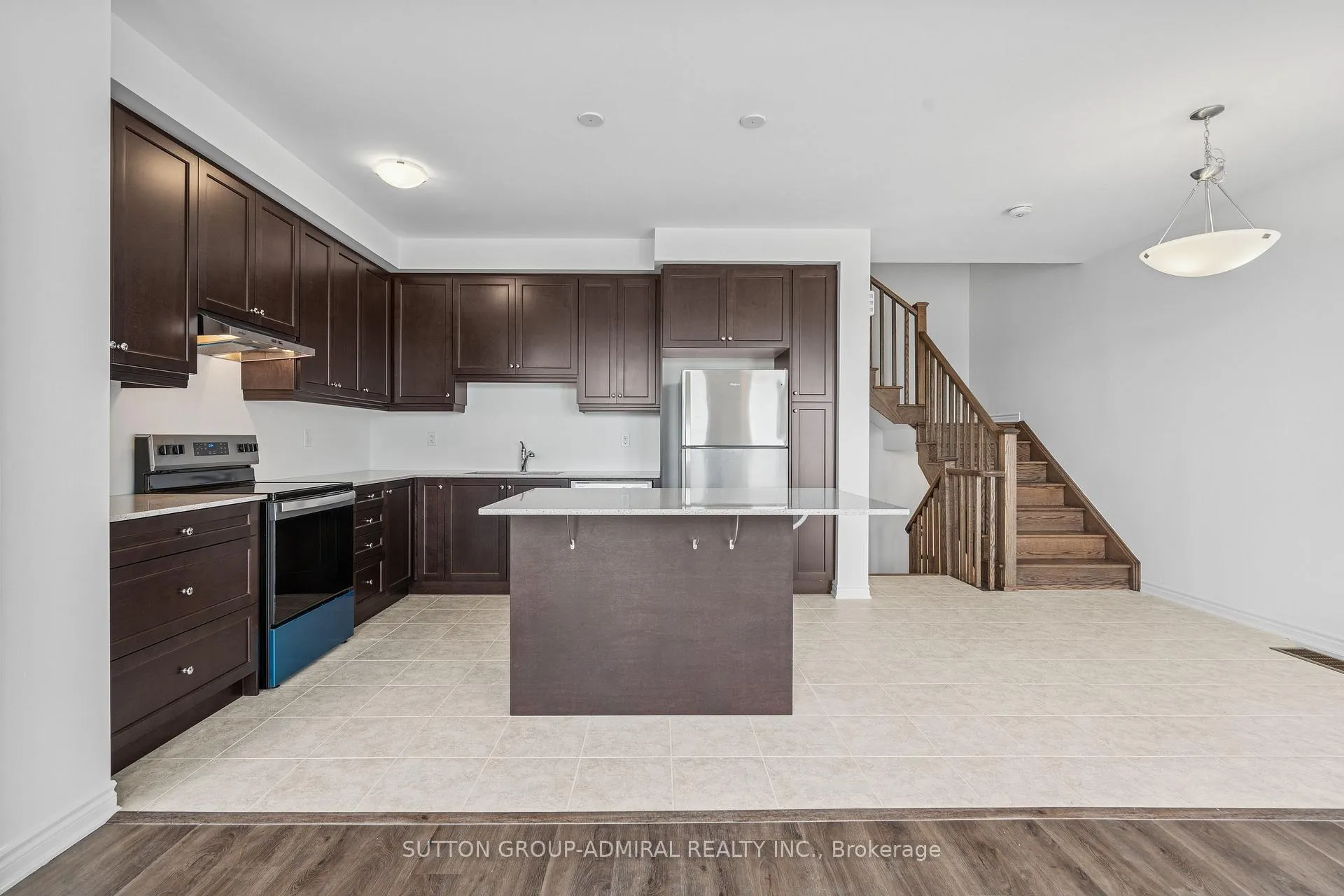 Photo 10 of 48 Elmer Moss Avenue, Caledon, Rural Caledon — HOMEH