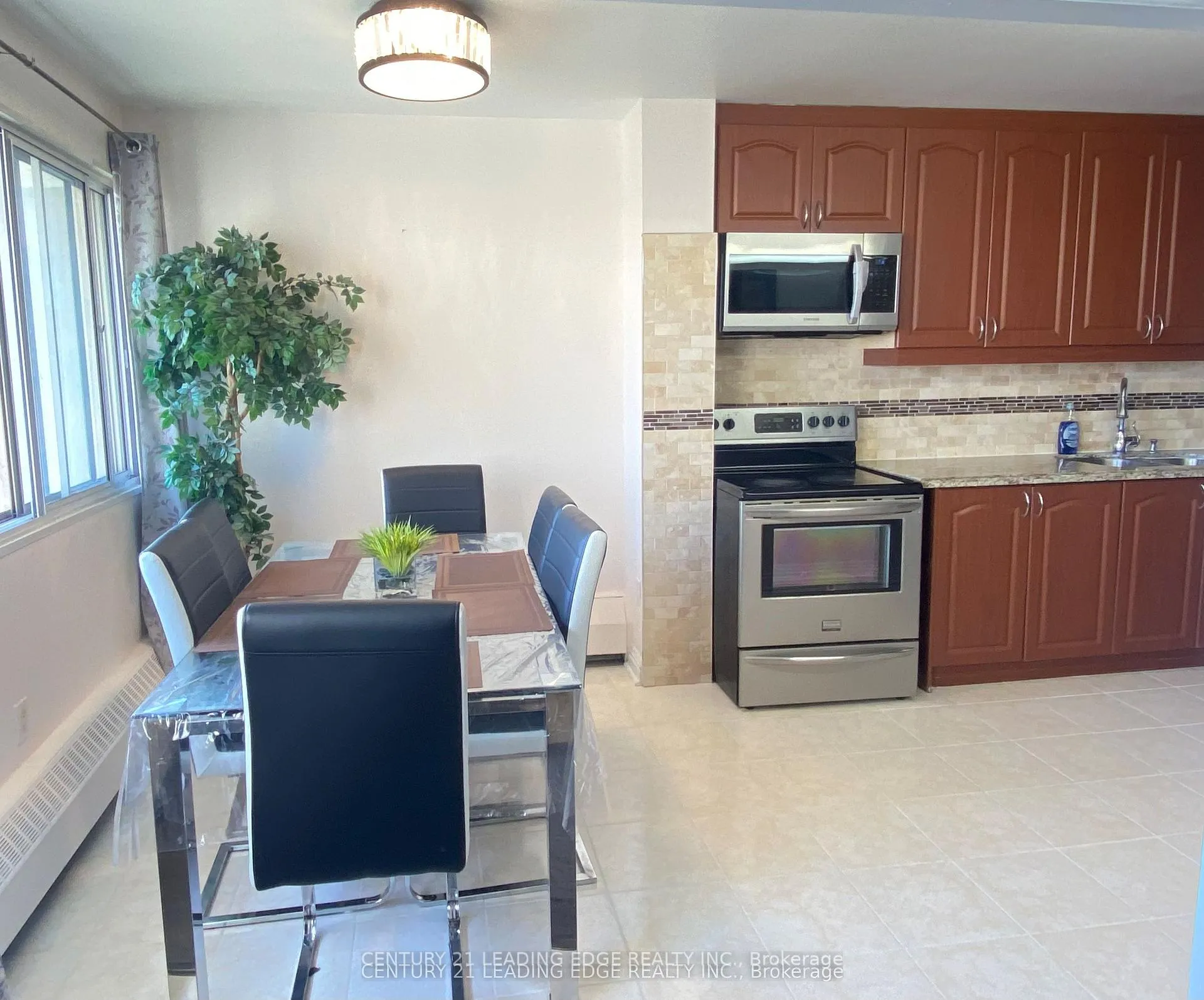Photo 4 of Unit 1703, 735 Don Mills Road, Toronto, Flemingdon Park — HOMEH