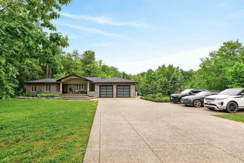 Photo 3 of 478 Glancaster Road, Hamilton, Airport Employment Area — HOMEH