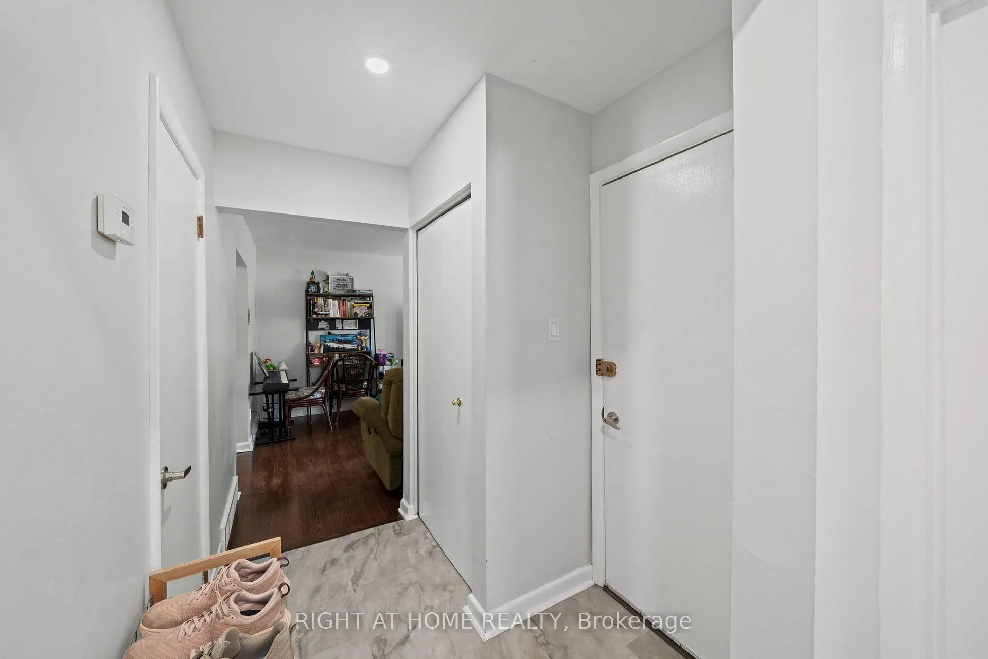 Photo 5 of 2709 Don Street, Ottawa, Britannia — HOMEH