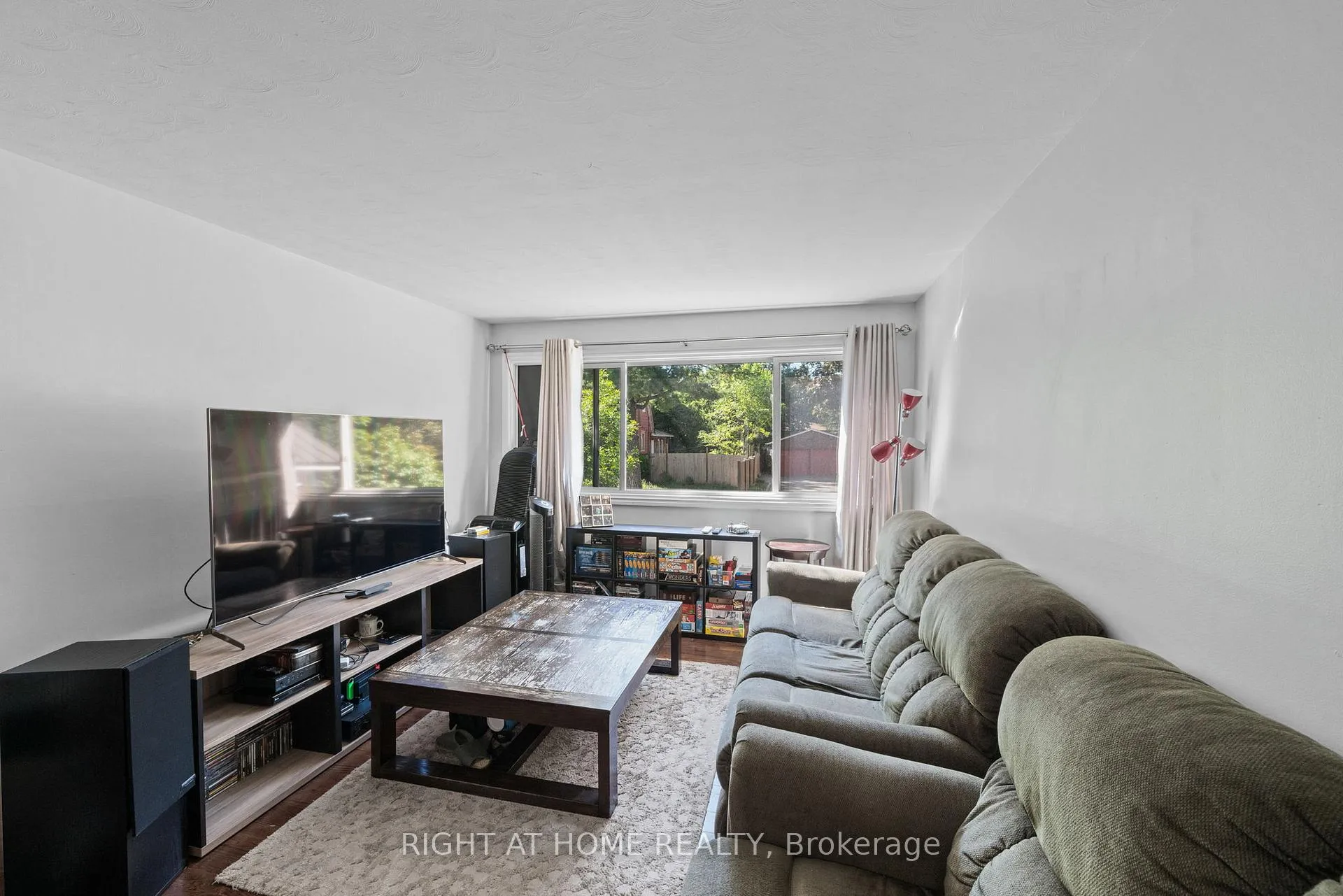 Photo 6 of 2709 Don Street, Ottawa, Britannia — HOMEH