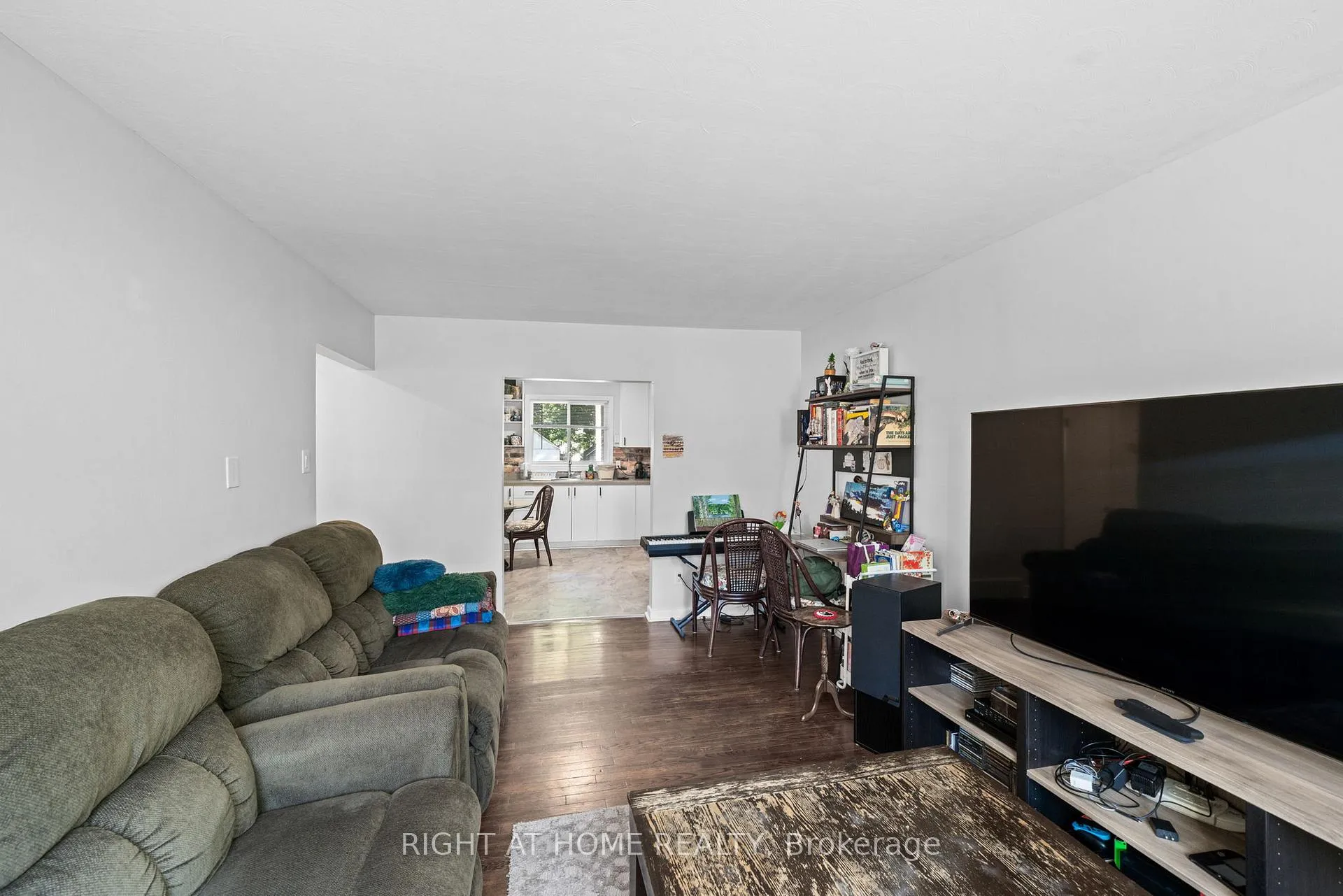 Photo 7 of 2709 Don Street, Ottawa, Britannia — HOMEH