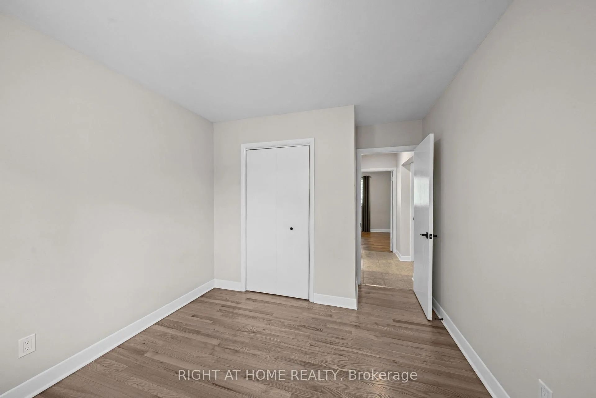 Photo 27 of 2709 Don Street, Ottawa, Britannia — HOMEH