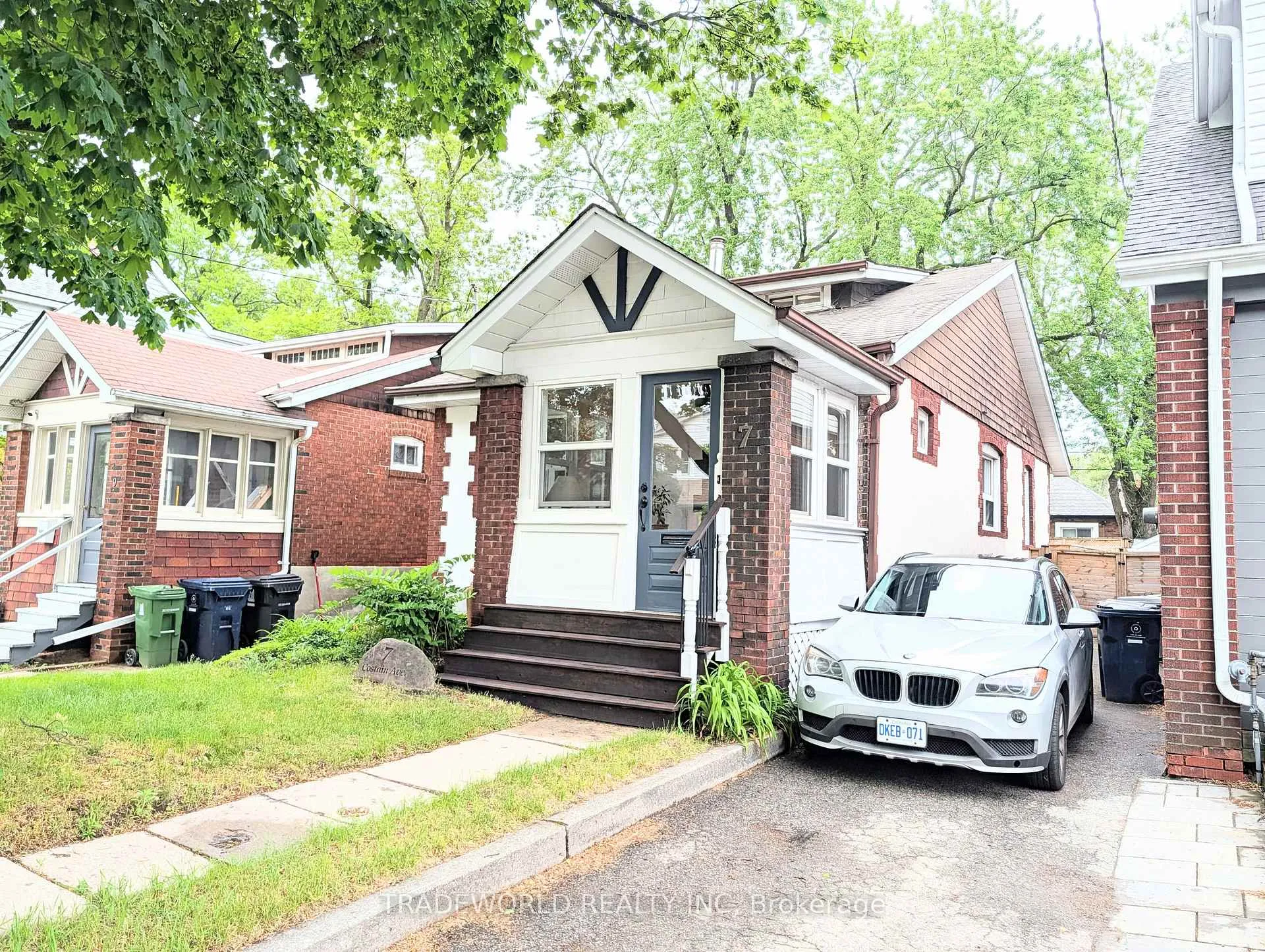 Photo 3 of 7 Costain Avenue, Toronto, East End-Danforth — HOMEH