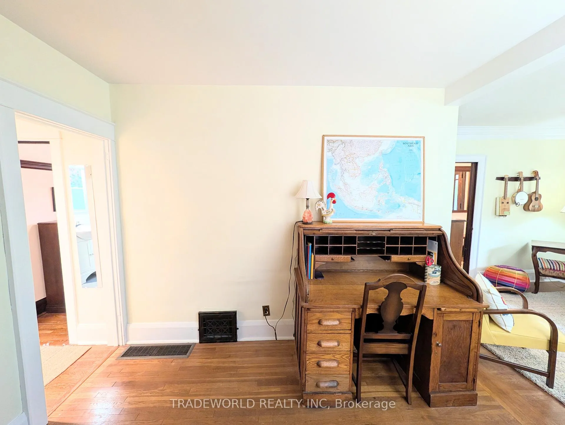 Photo 25 of 7 Costain Avenue, Toronto, East End-Danforth — HOMEH