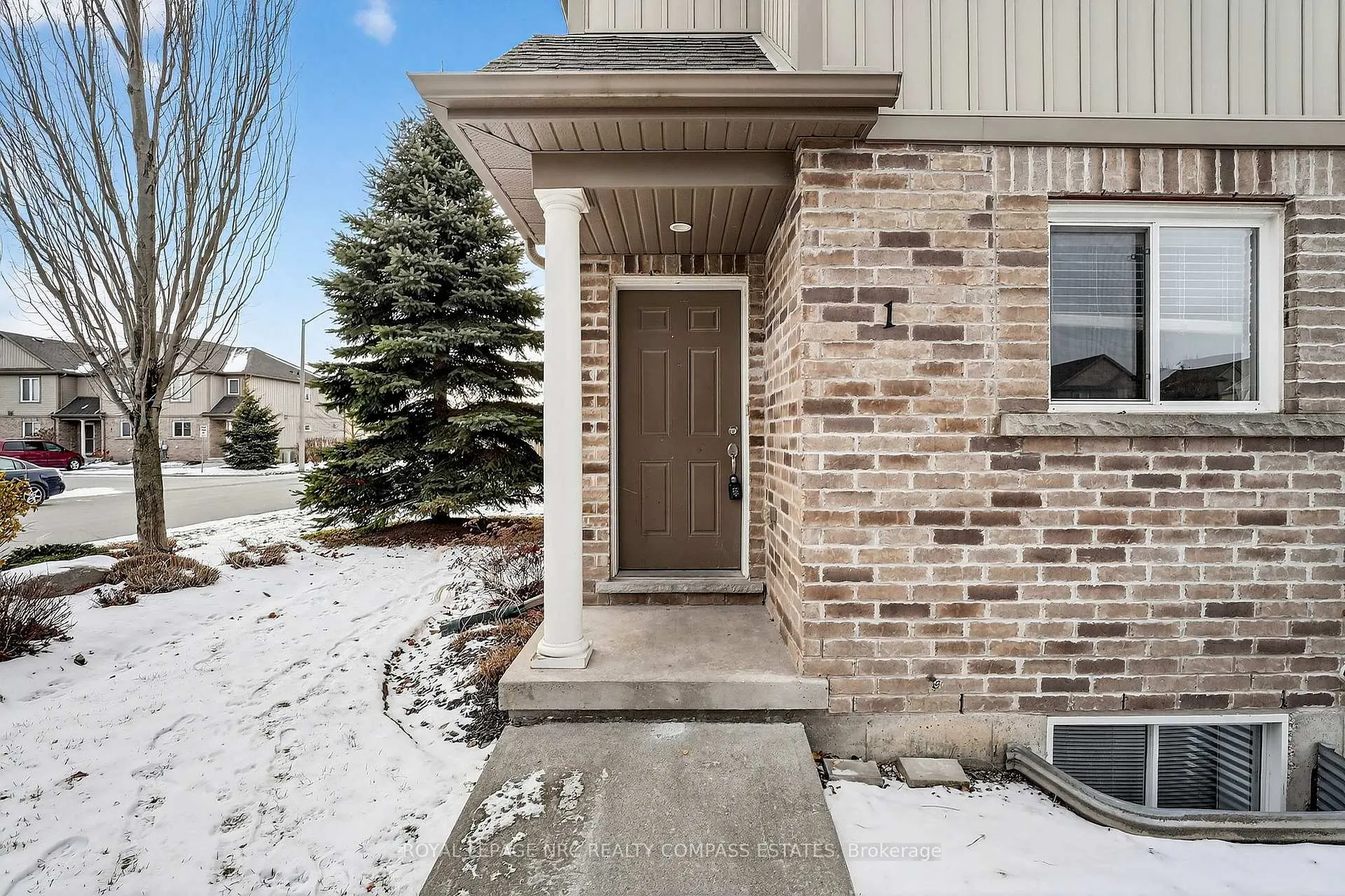 Photo 25 of Unit 1, 6117 Kelsey Crescent, Niagara Falls, Forestview — HOMEH