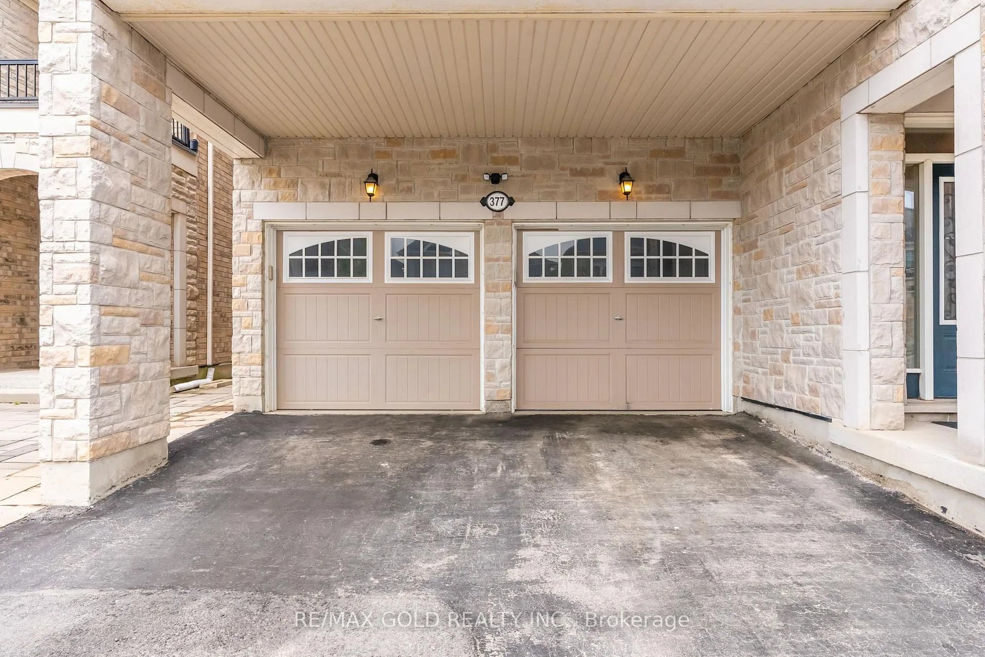 Photo 3 of 377 Etheridge Avenue, Milton, Ford — HOMEH