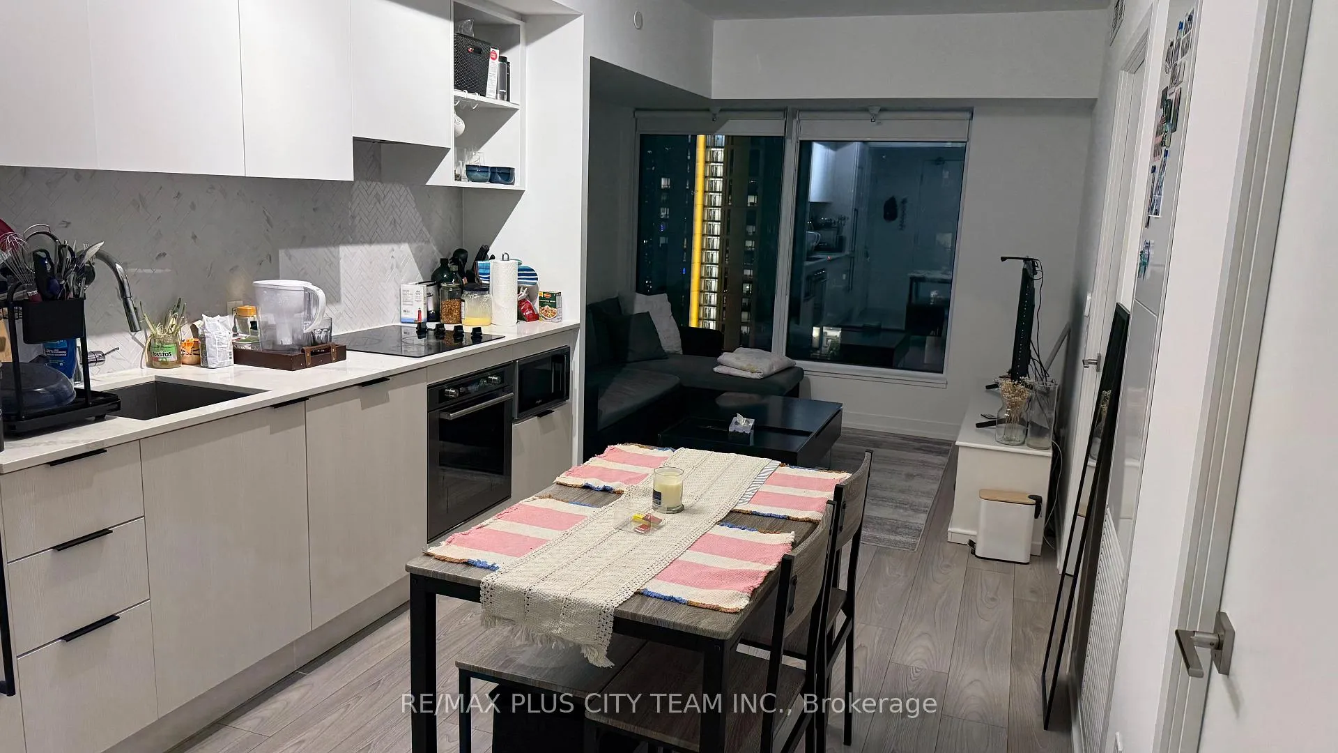 Photo 6 of Unit 3215, 82 Dalhousie Street, Toronto, Church-Yonge Corridor — HOMEH