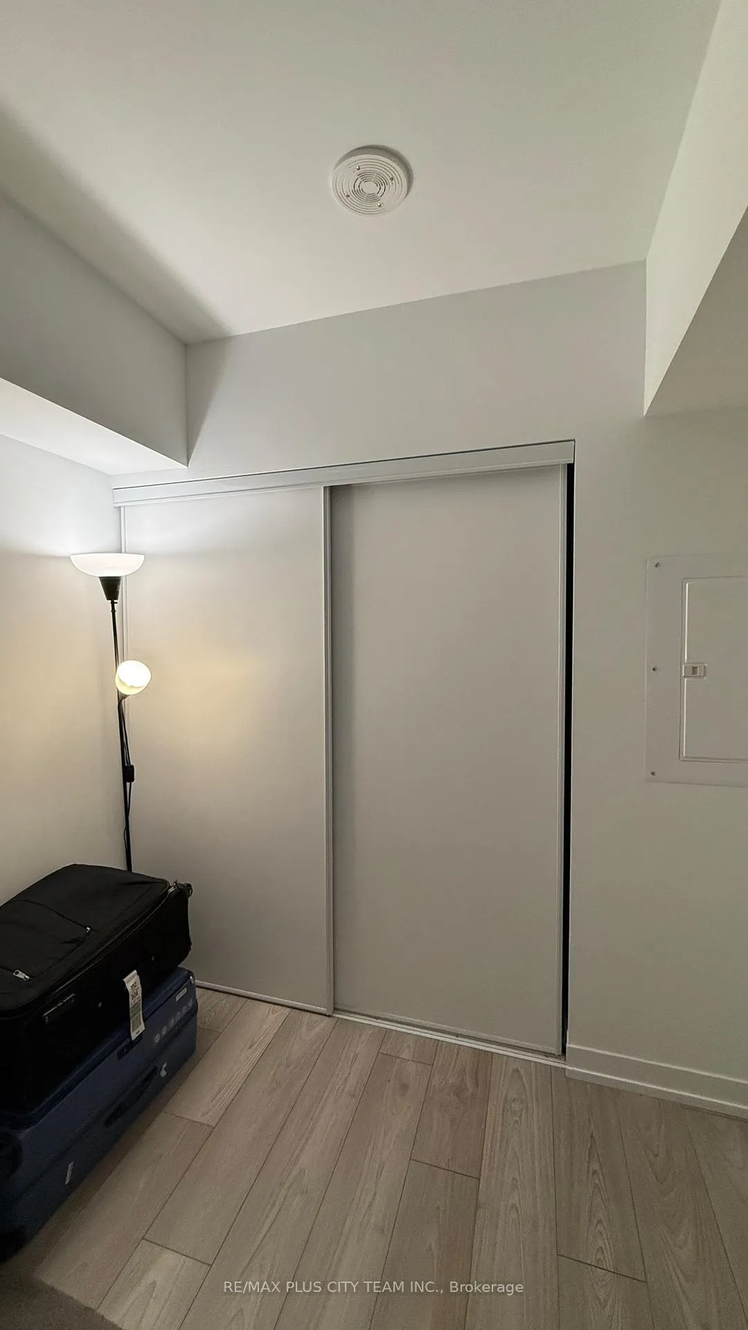 Photo 9 of Unit 3215, 82 Dalhousie Street, Toronto, Church-Yonge Corridor — HOMEH