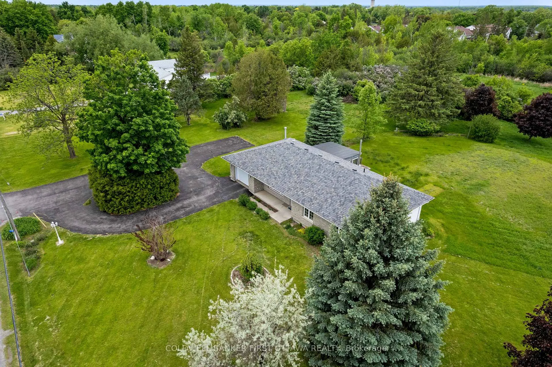 Photo of 363 Napoleon Street