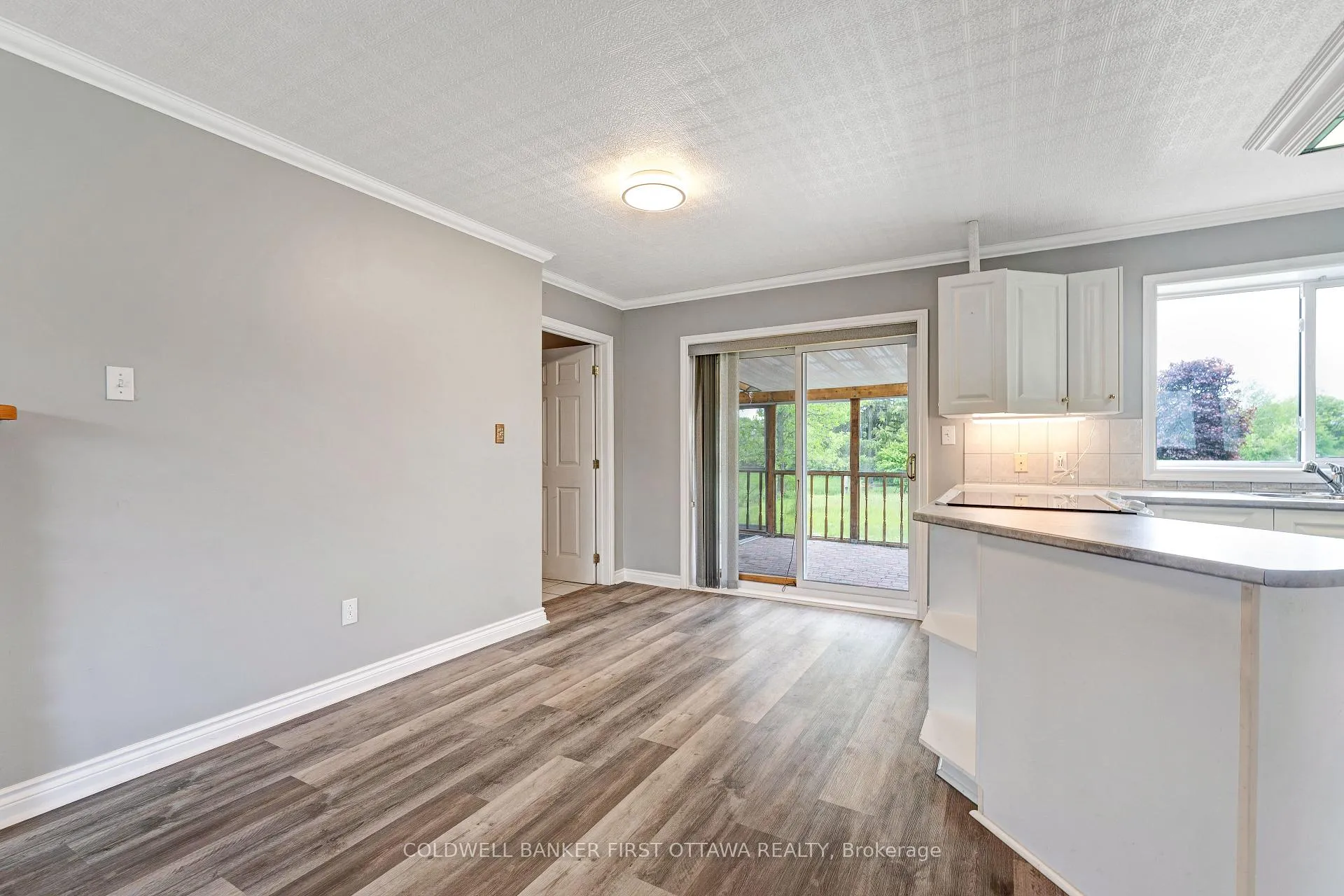 Photo 15 of 363 Napoleon Street, Carleton Place — HOMEH