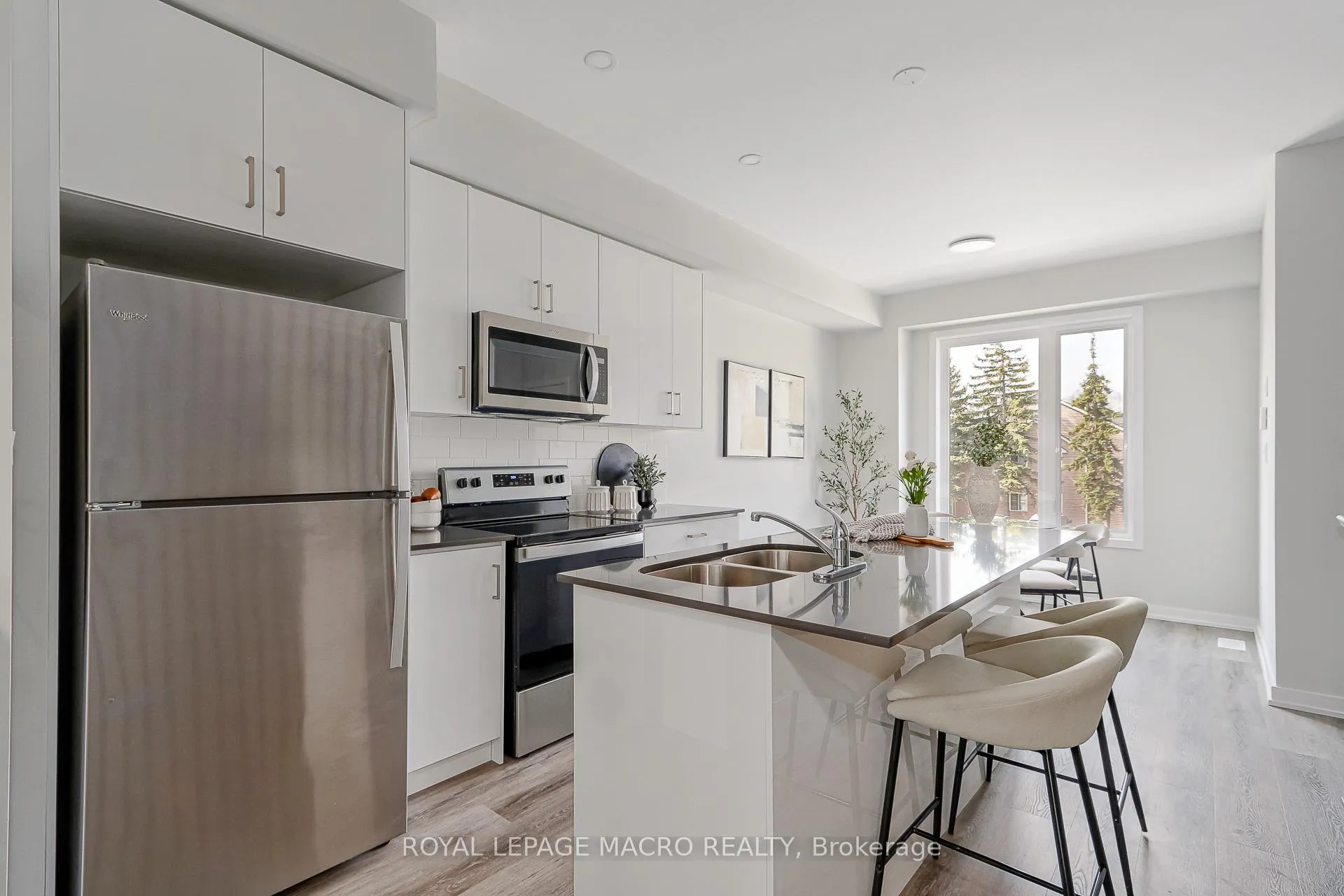 Photo 3 of Unit 4, 35 Dawson Drive, Collingwood — HOMEH