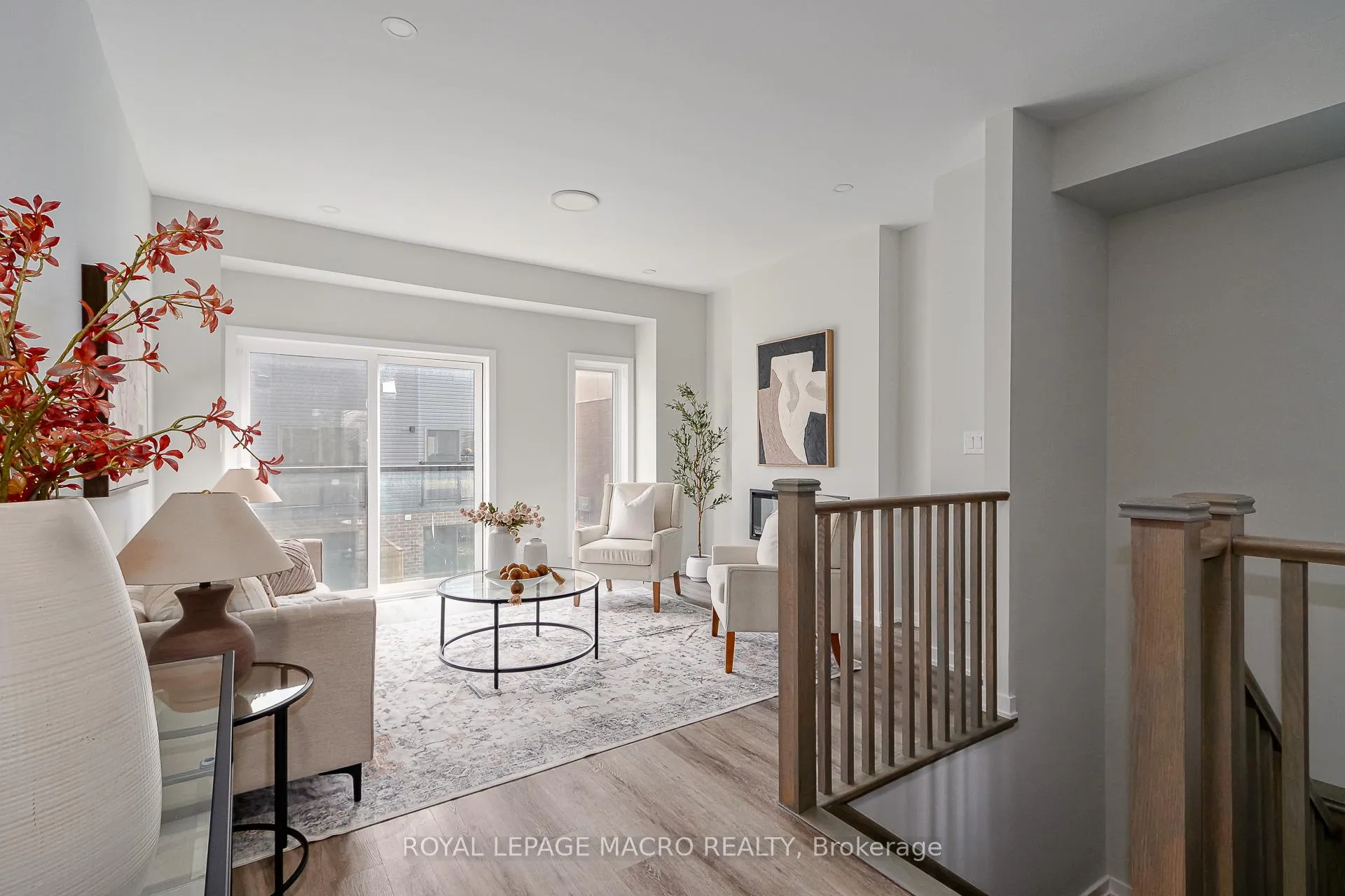 Photo 6 of Unit 4, 35 Dawson Drive, Collingwood — HOMEH