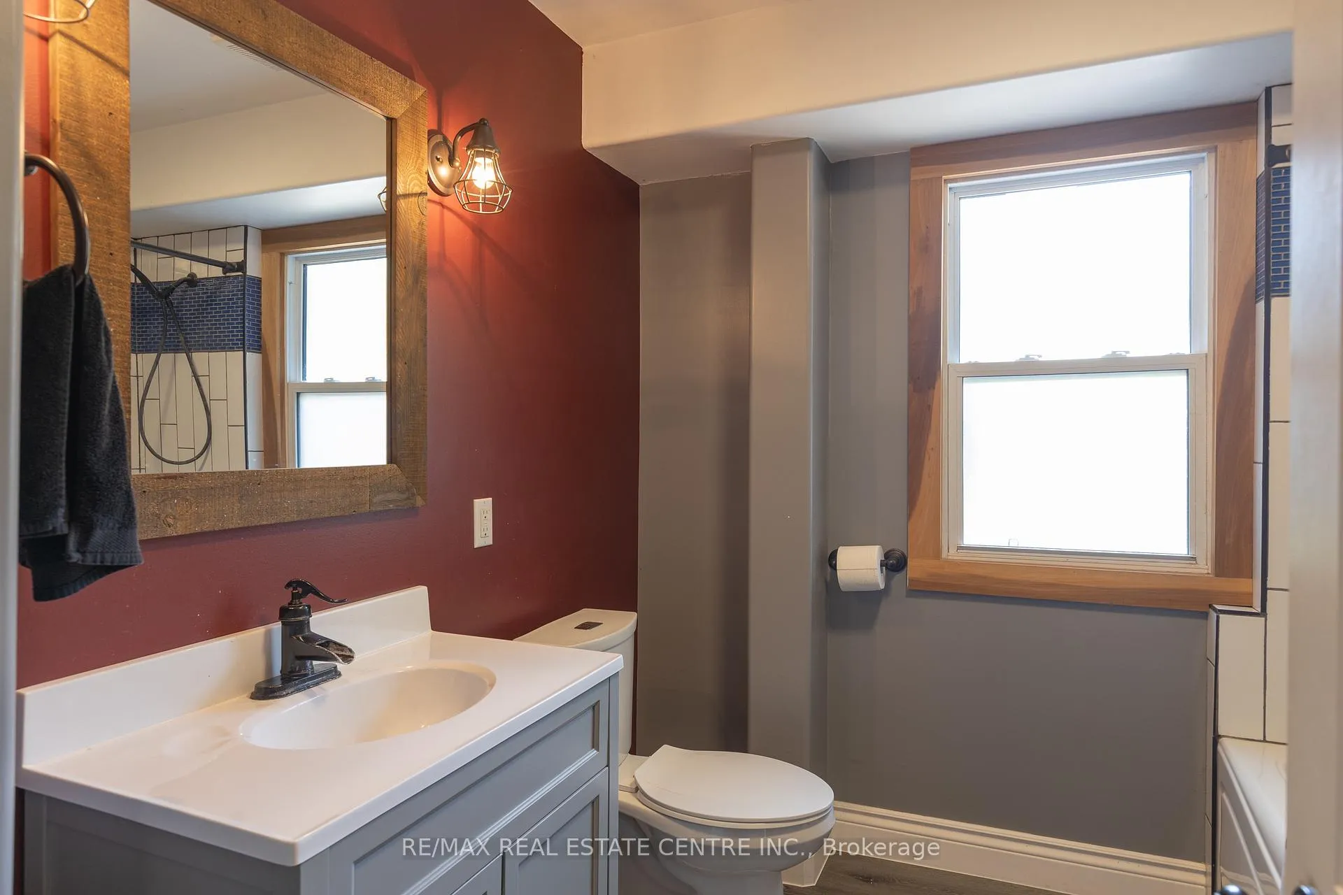 Photo 20 of 1235 Sheffield Road, Hamilton, Rural Flamborough — HOMEH