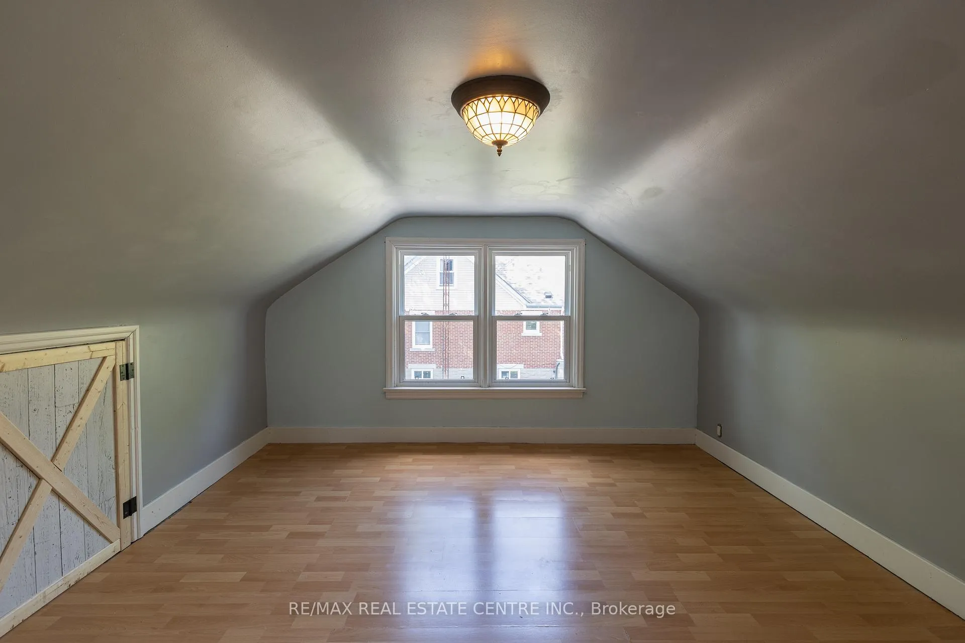 Photo 27 of 1235 Sheffield Road, Hamilton, Rural Flamborough — HOMEH