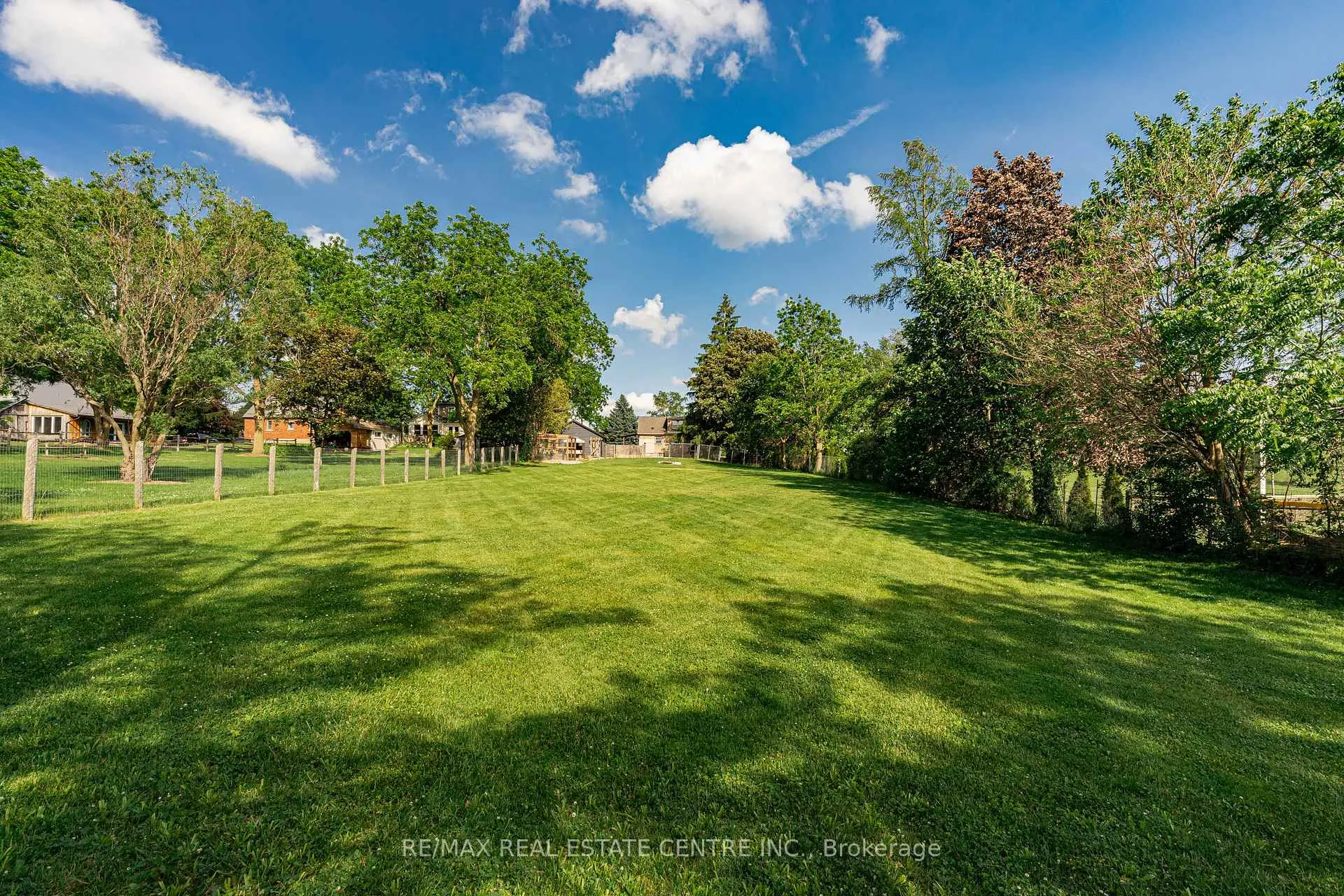 Photo 34 of 1235 Sheffield Road, Hamilton, Rural Flamborough — HOMEH