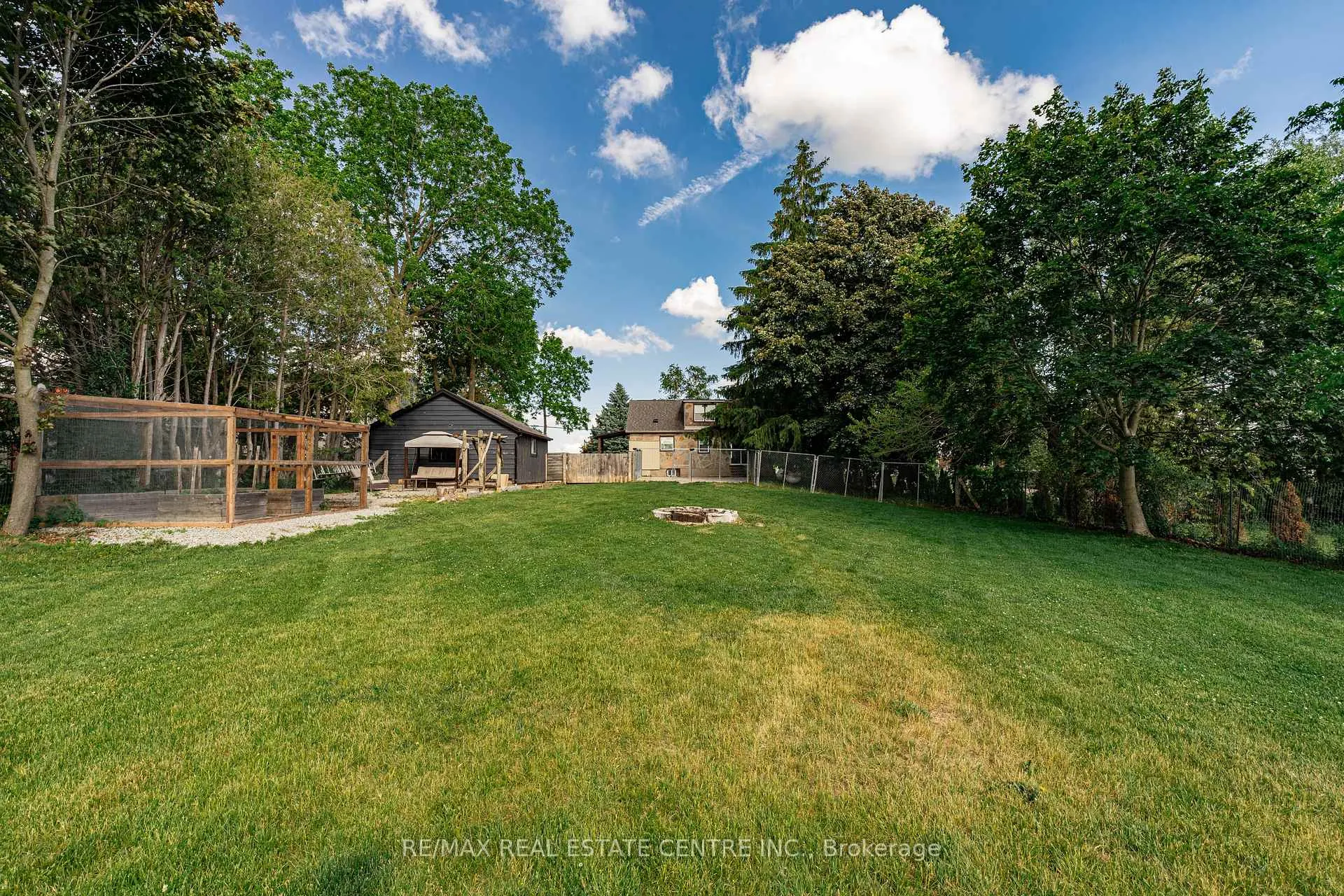 Photo 35 of 1235 Sheffield Road, Hamilton, Rural Flamborough — HOMEH