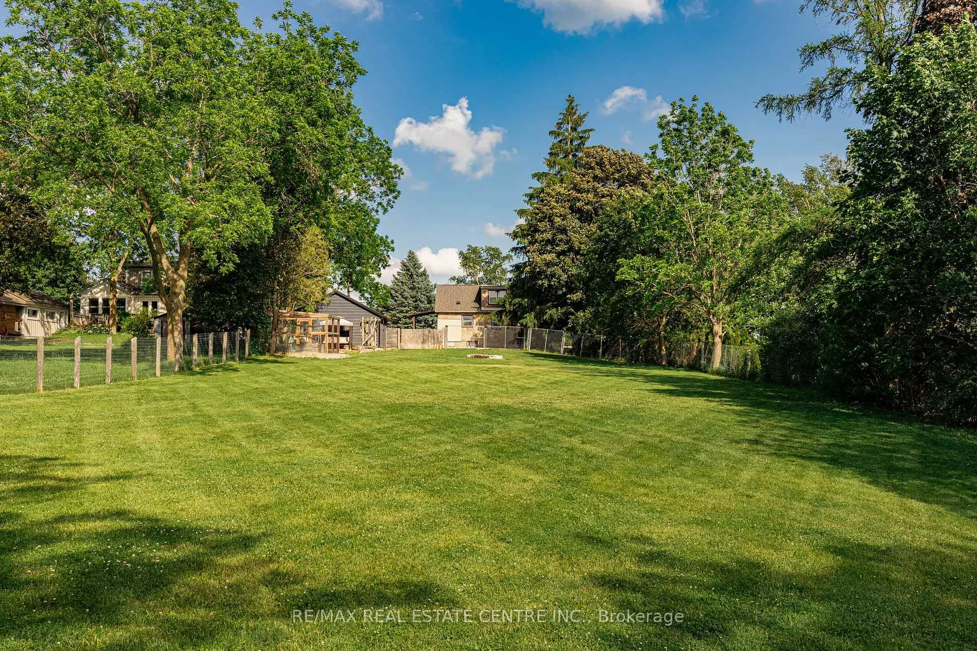 Photo 39 of 1235 Sheffield Road, Hamilton, Rural Flamborough — HOMEH