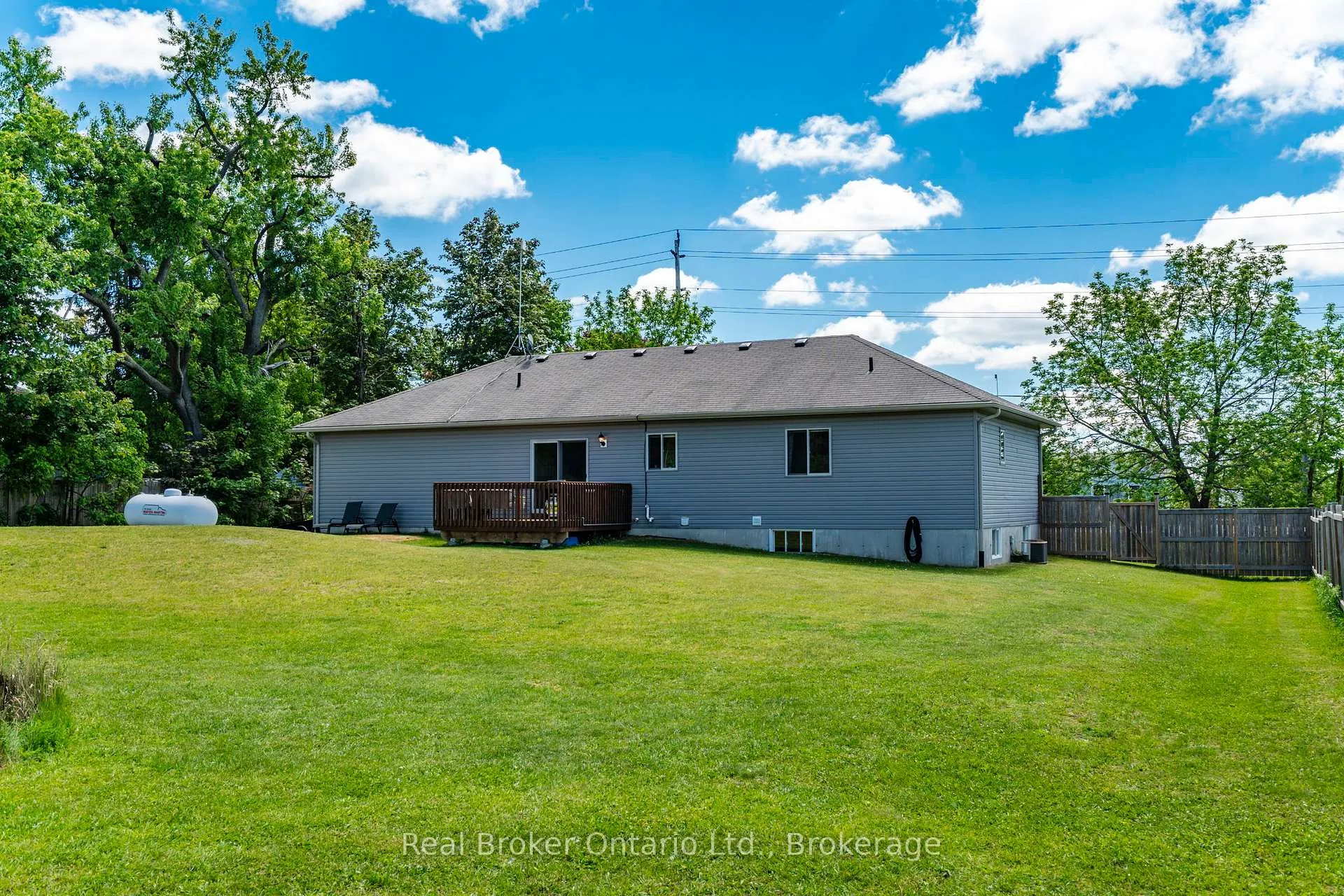 Photo 25 of 4984 Vasey Road, Tay, Rural Tay — HOMEH