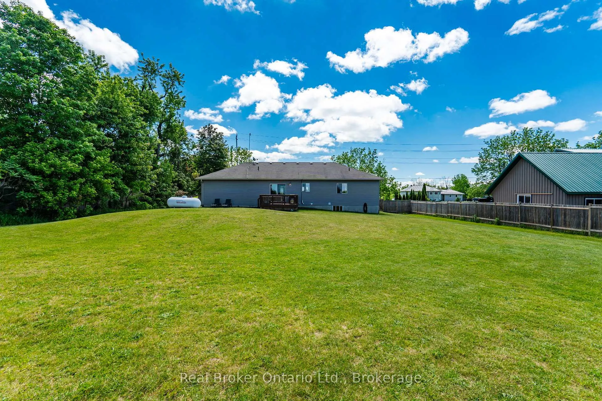 Photo 26 of 4984 Vasey Road, Tay, Rural Tay — HOMEH