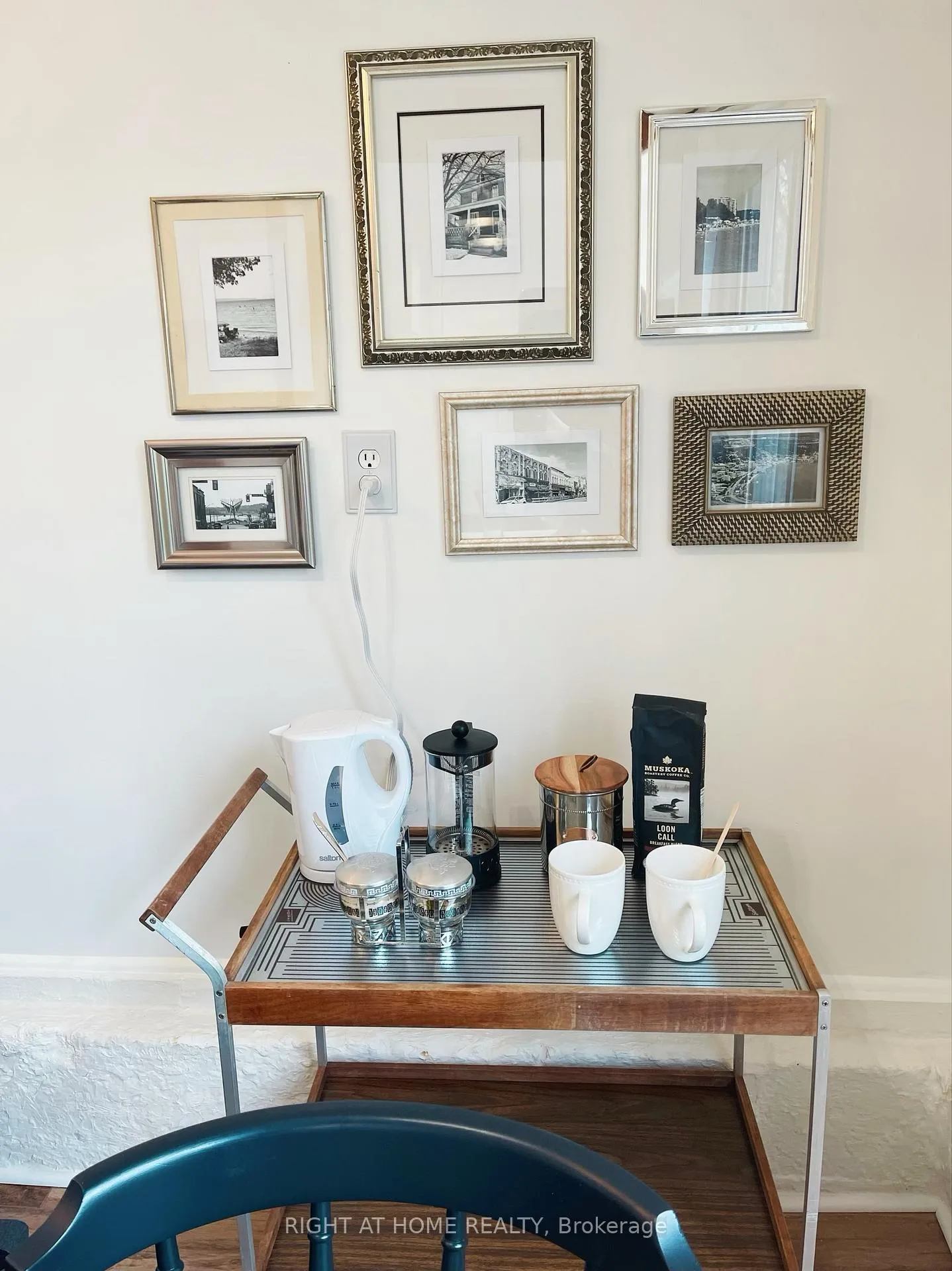 Photo 23 of 30 Grove Street E, Barrie, Wellington — HOMEH
