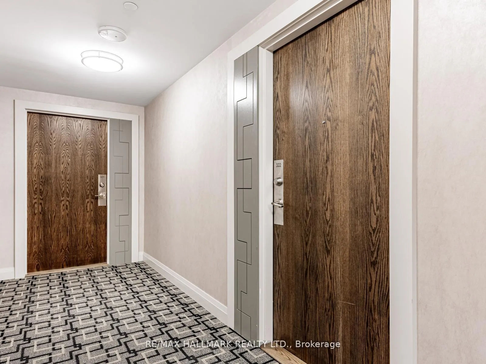 Photo 4 of Unit 322, 99 Eagle Rock Way, Vaughan, Rural Vaughan — HOMEH