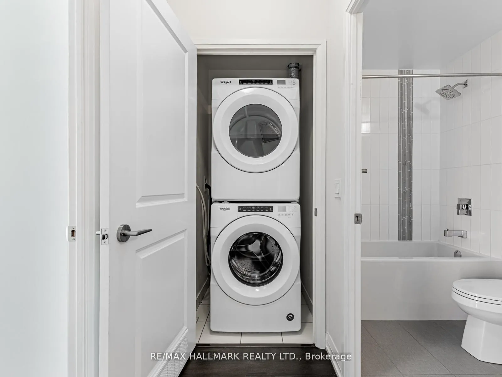 Photo 29 of Unit 322, 99 Eagle Rock Way, Vaughan, Rural Vaughan — HOMEH