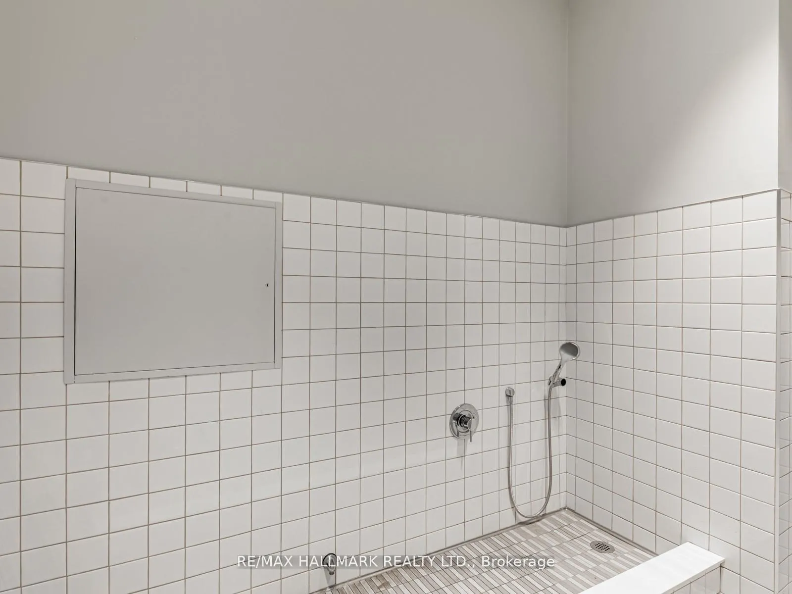 Photo 34 of Unit 322, 99 Eagle Rock Way, Vaughan, Rural Vaughan — HOMEH