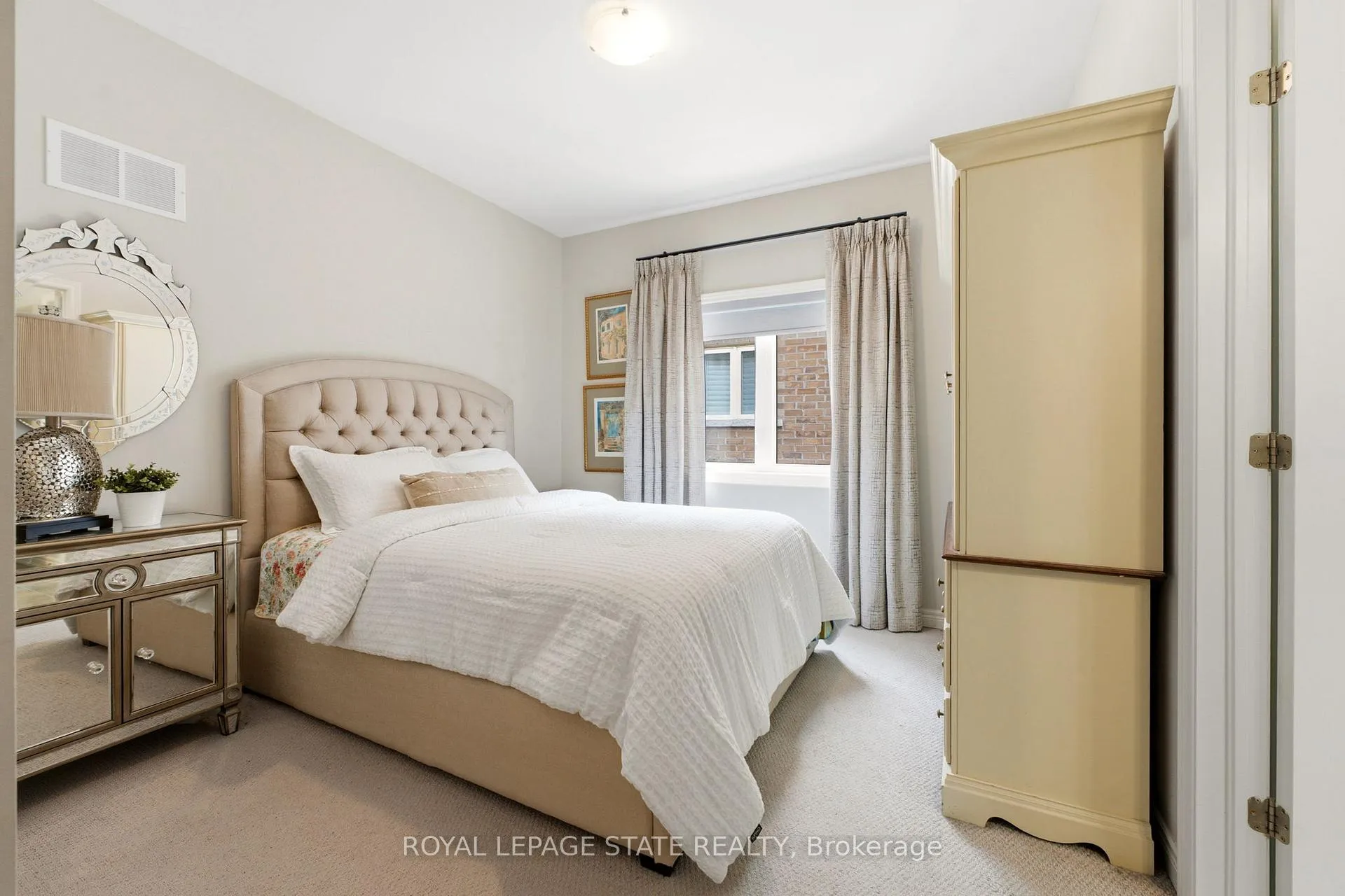 Photo 22 of 11 Morrison Drive, Hamilton, Meadowlands — HOMEH