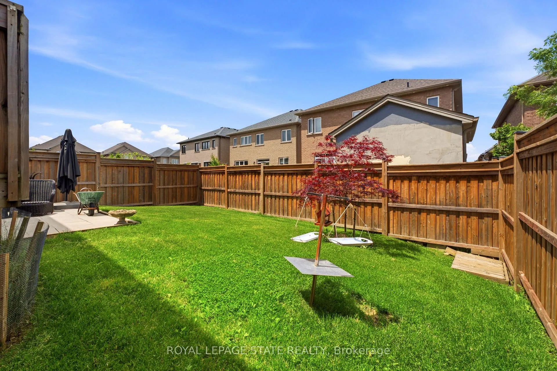 Photo 29 of 11 Morrison Drive, Hamilton, Meadowlands — HOMEH
