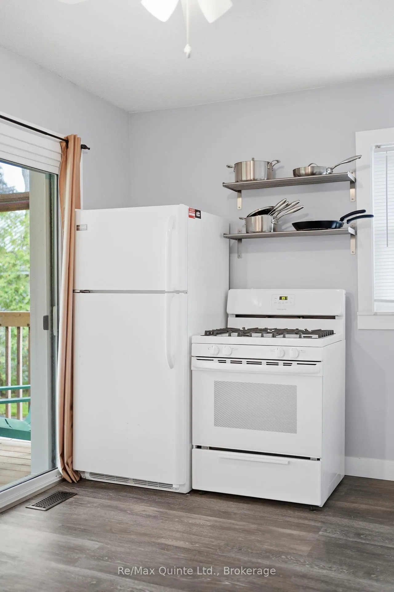 Photo 8 of 101 Byron Street, Quinte West, Trenton Ward — HOMEH