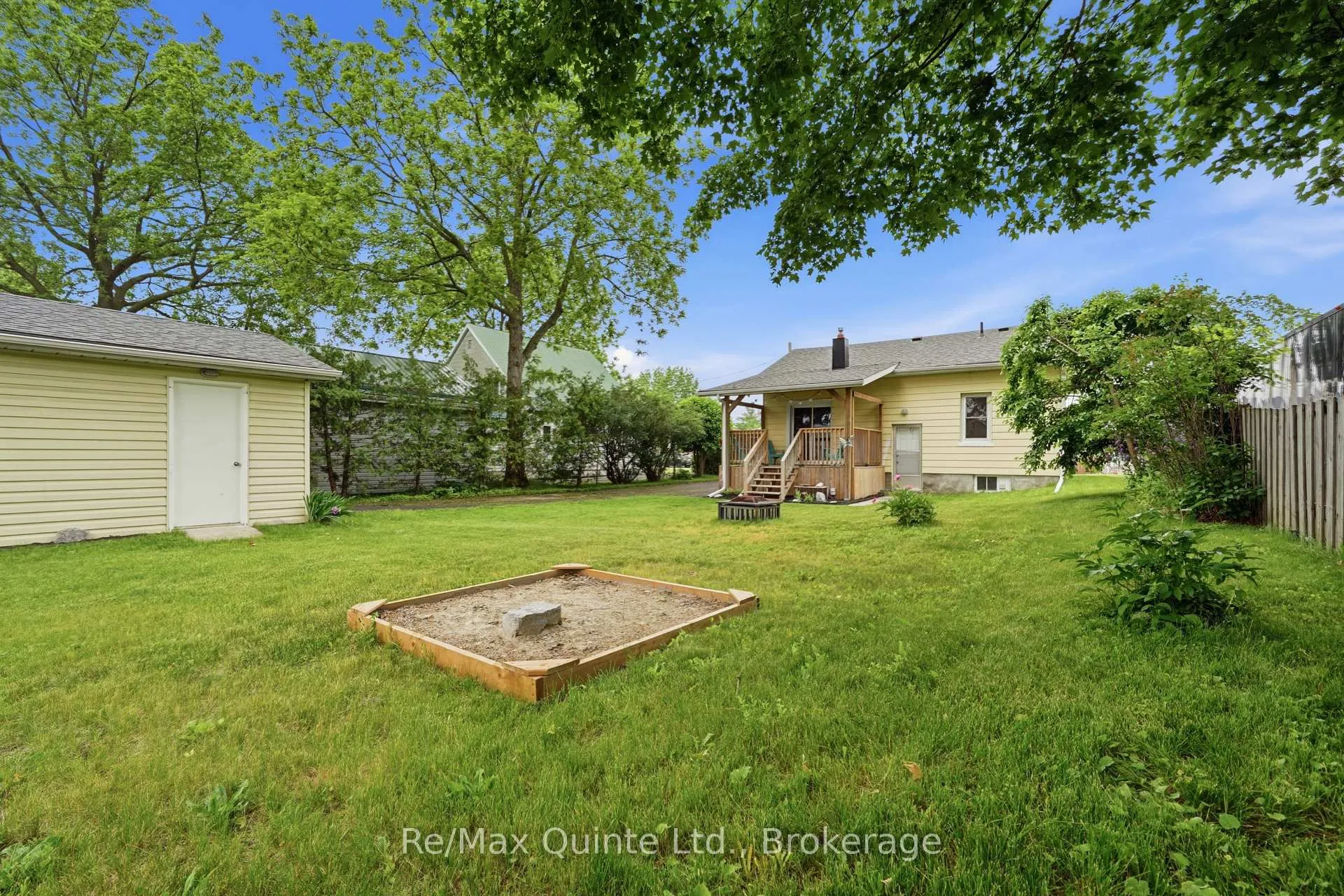 Photo 24 of 101 Byron Street, Quinte West, Trenton Ward — HOMEH