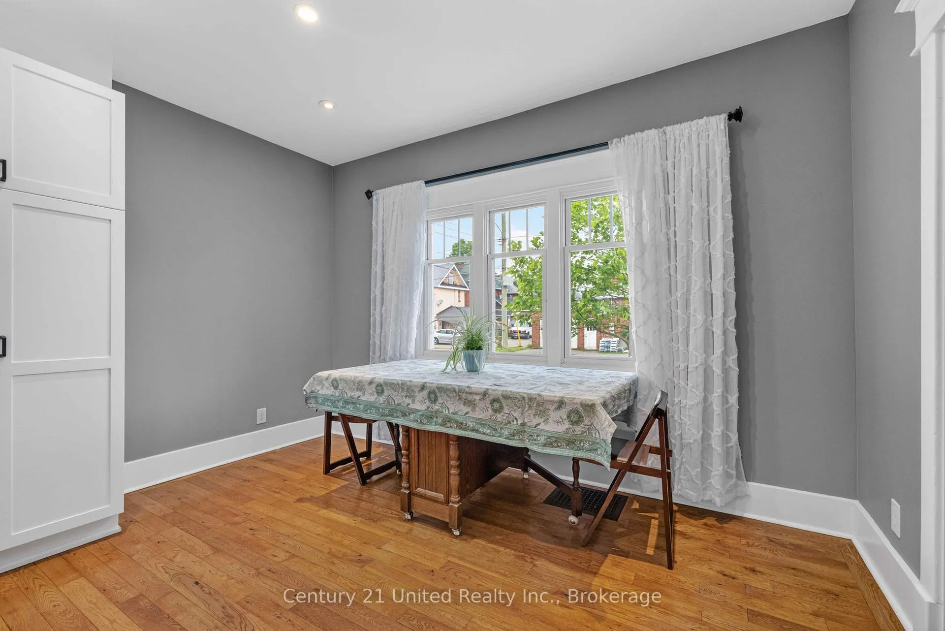 Photo 17 of 232 Prince Street, Peterborough, Town Ward 3 — HOMEH