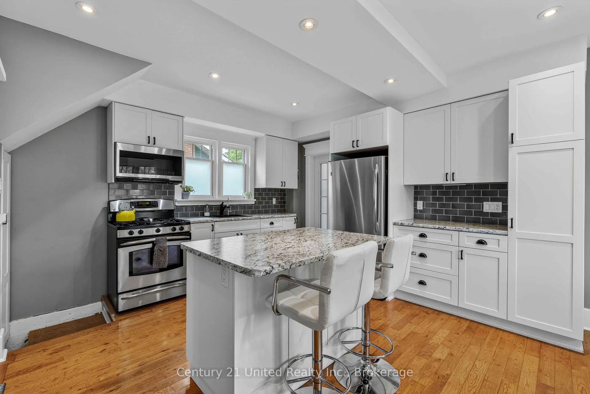 Photo 19 of 232 Prince Street, Peterborough, Town Ward 3 — HOMEH